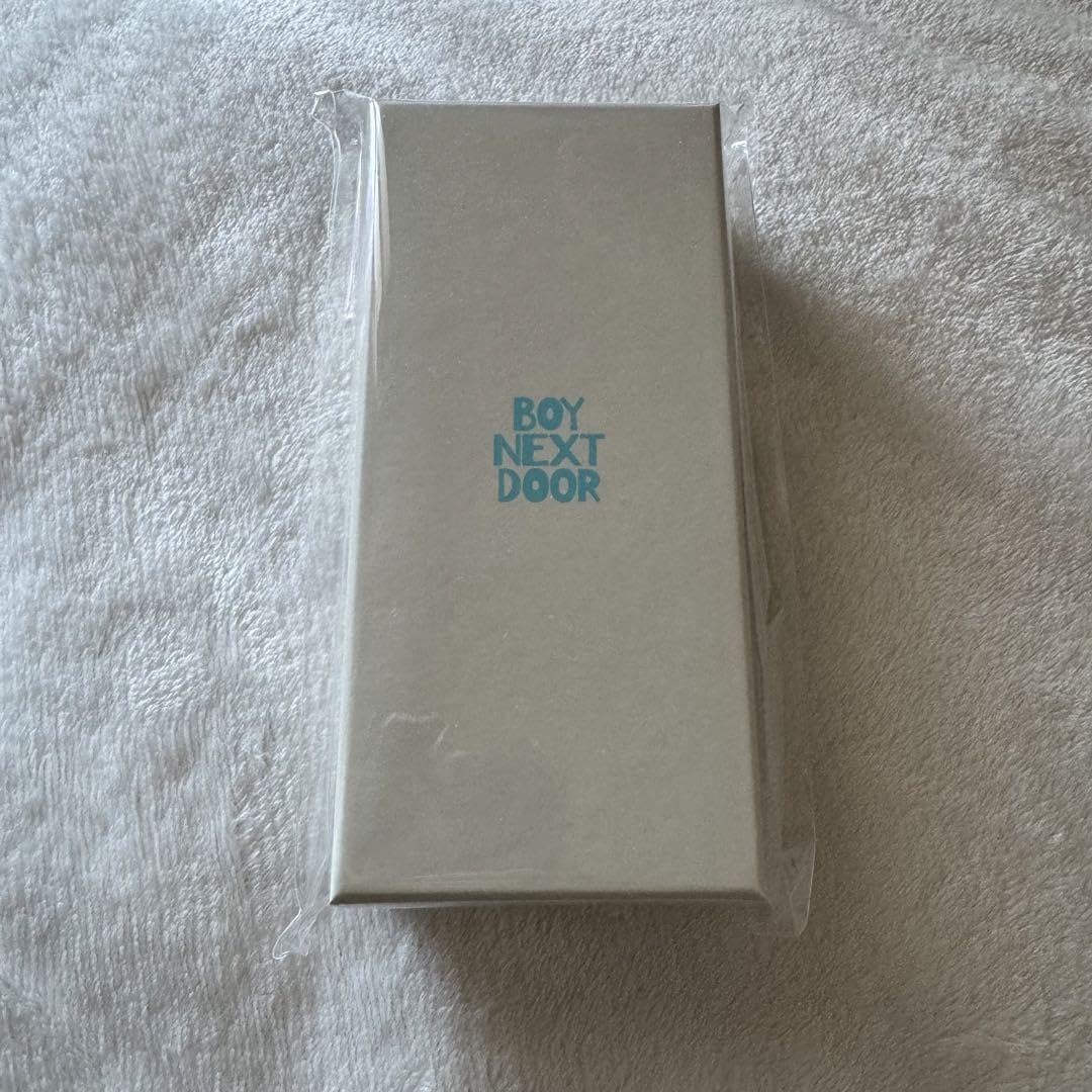 新品 BOYNEXTDOOR 1周年記念シルバーネックレスリウモデル ボネクド BOYNEXTDOOR ボネクド ボイネク 1周年 ネックレス ウナク トレカ