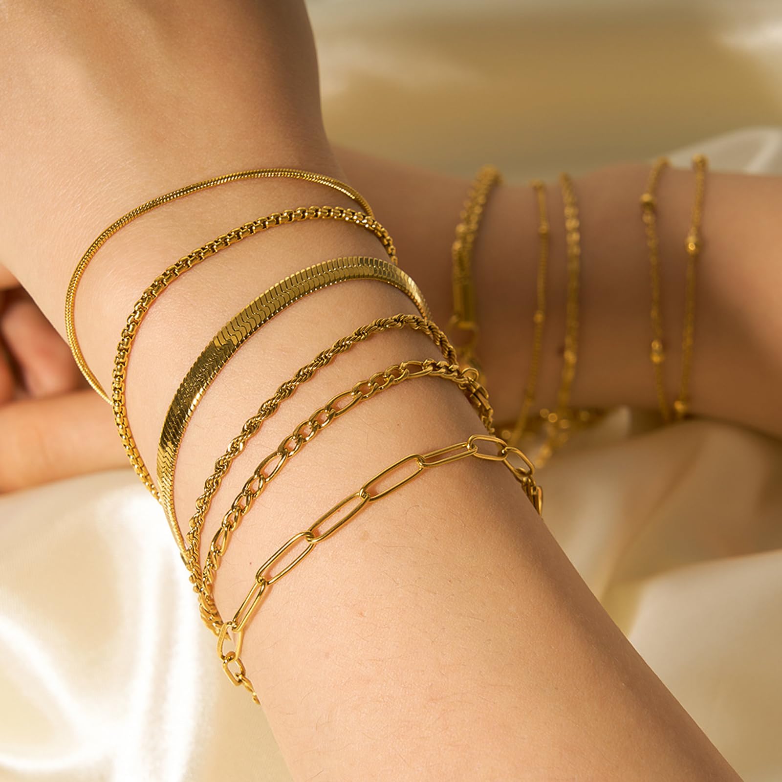 Joyas de Mujer - Set de 18 Piezas: Brazalete Dorado, Cadena y Collar Oro, Gargantilla y Choker Dorado, Bisutería, Joyería y Colgante para Mujeres, Oro — view 7