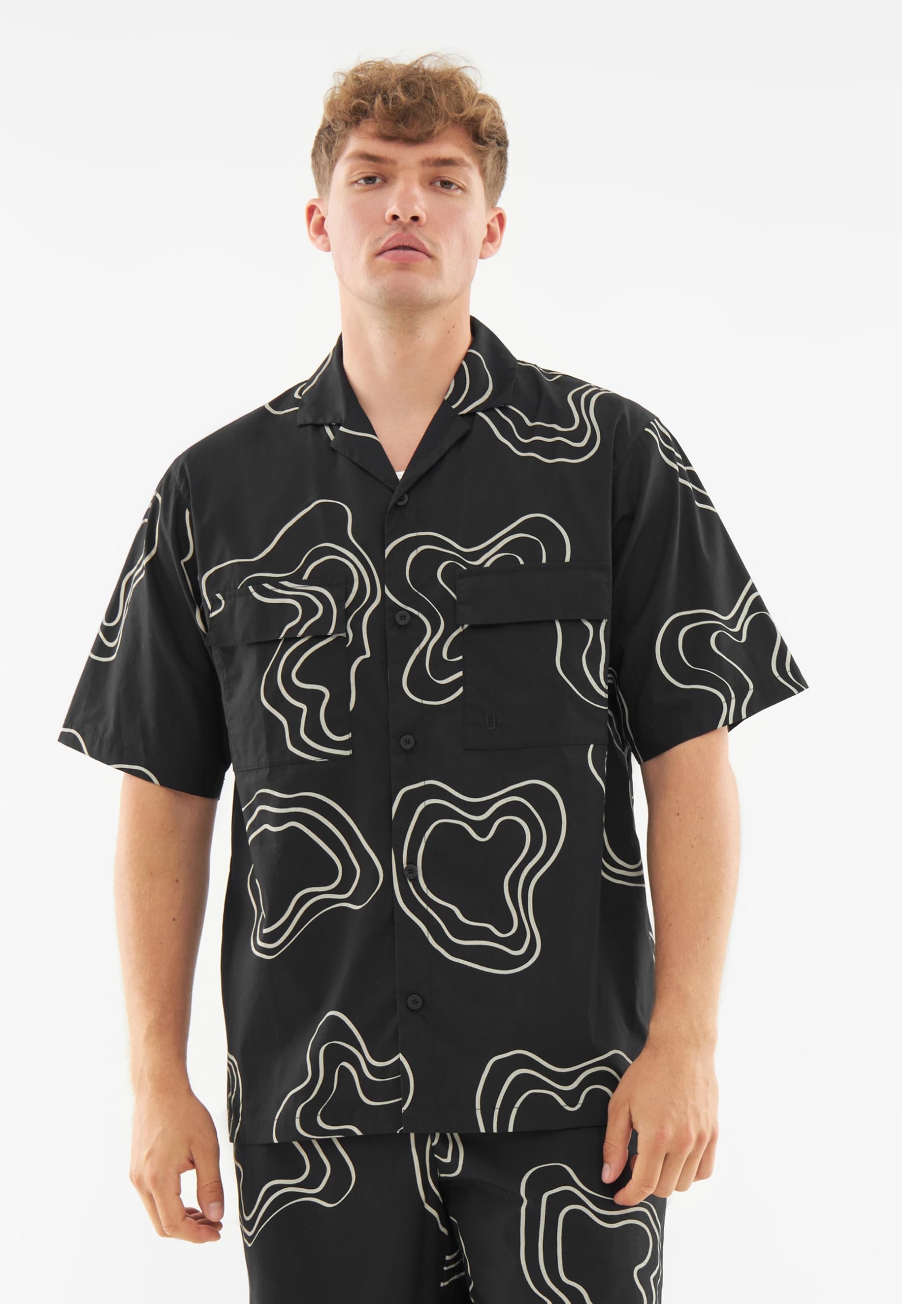 Johnny Urban Camicia a Maniche Corte Uomo - Spencer - Camicia Oversize con Stampa - Casual Shirt per Estate, Spiaggia, Festival - 100% Cotone - Abbigliamento Leggero e Sportivo