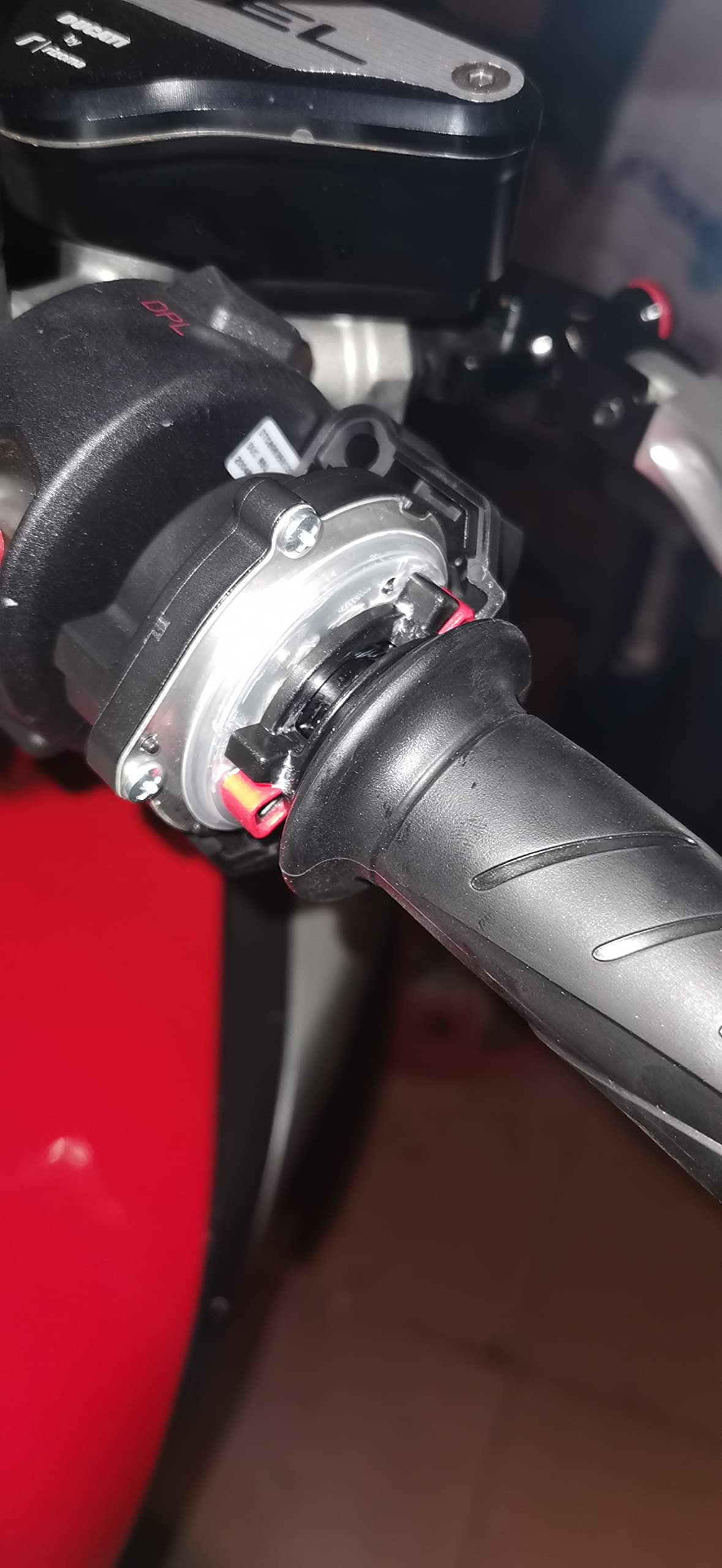 TARAZON Distanziale acceleratore per Ducait Scrambler 1100 2018-2020 Panigale Monster XDiavel Multistrada per Triumph Street Triple Thruxton 1200 16-18 Tiger 800 1200 TFC Thruxton Bobber Rocket