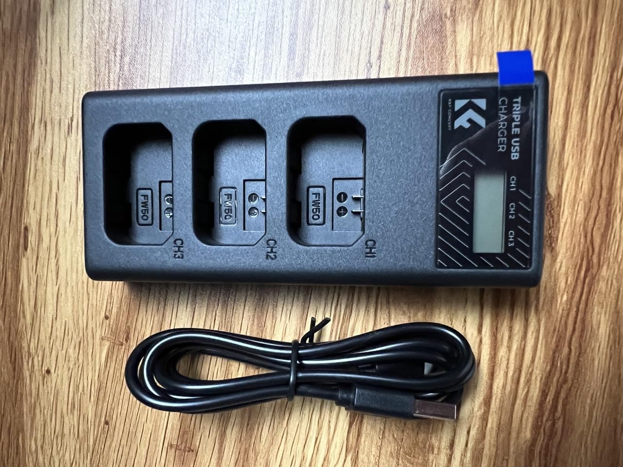 Caricabatterie Doppio USB KWTOUL Per Sony NP-FW50 Con Display LCD – Compatibile Con A6000, A7, RX10 E Molti Altri