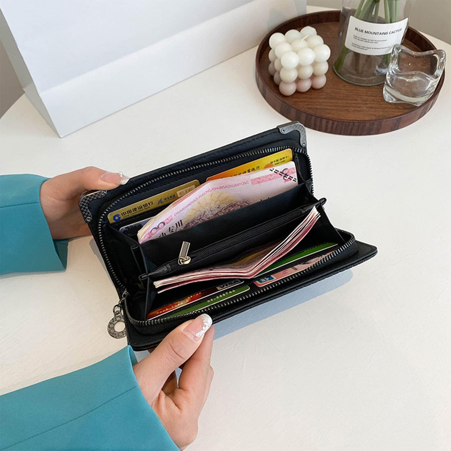 Skull Long Ladies Wallet, Zipper Around Wallet Large Capacity Wallets for Women Credit Card Wallet (Green) - Image 3