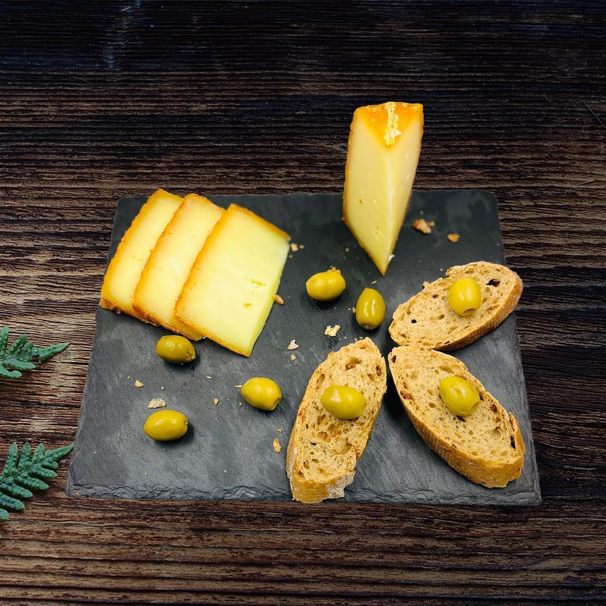 Istara P’TIT BASQUE - 5x ca. 700g - Baskenland-Käse Petite Basque baskisch-französich Schafs-Schnitt-Käse der kleine Baske aus den Pyrenäen Alternative zu Etorki passt zu Pinxto
