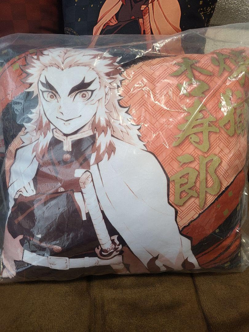 Amazon.co.jp: 週末 鬼 滅 煉獄杏寿郎 クッション : ホーム＆キッチン