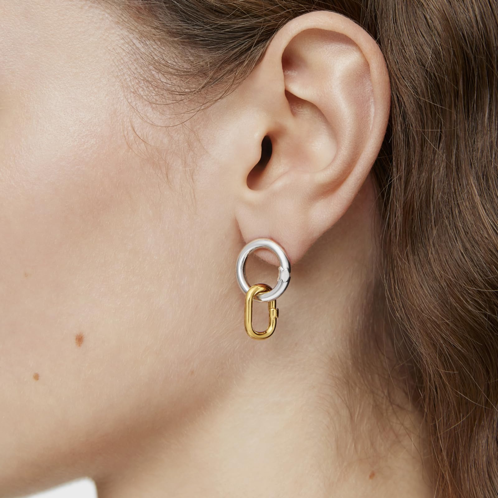 TOUS Anilla Pequeña para Mujer con Baño de Oro 18 Kt sobre Plata de Primera Ley, Colección Hold Oval