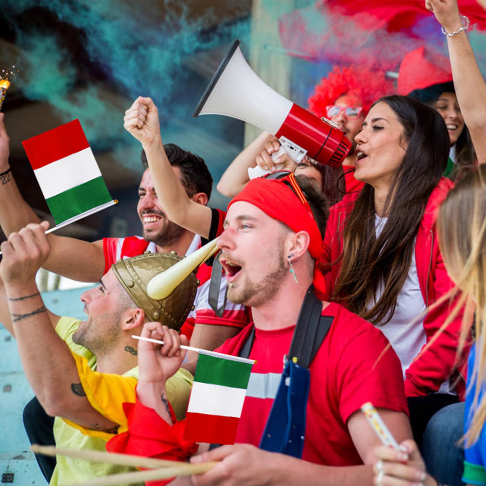 50 Bandierine Italiane Da Mano 45x30 Cm Con Bastoncino: Perfette Per Feste, Partite Di Calcio E Celebrazioni Patriottiche