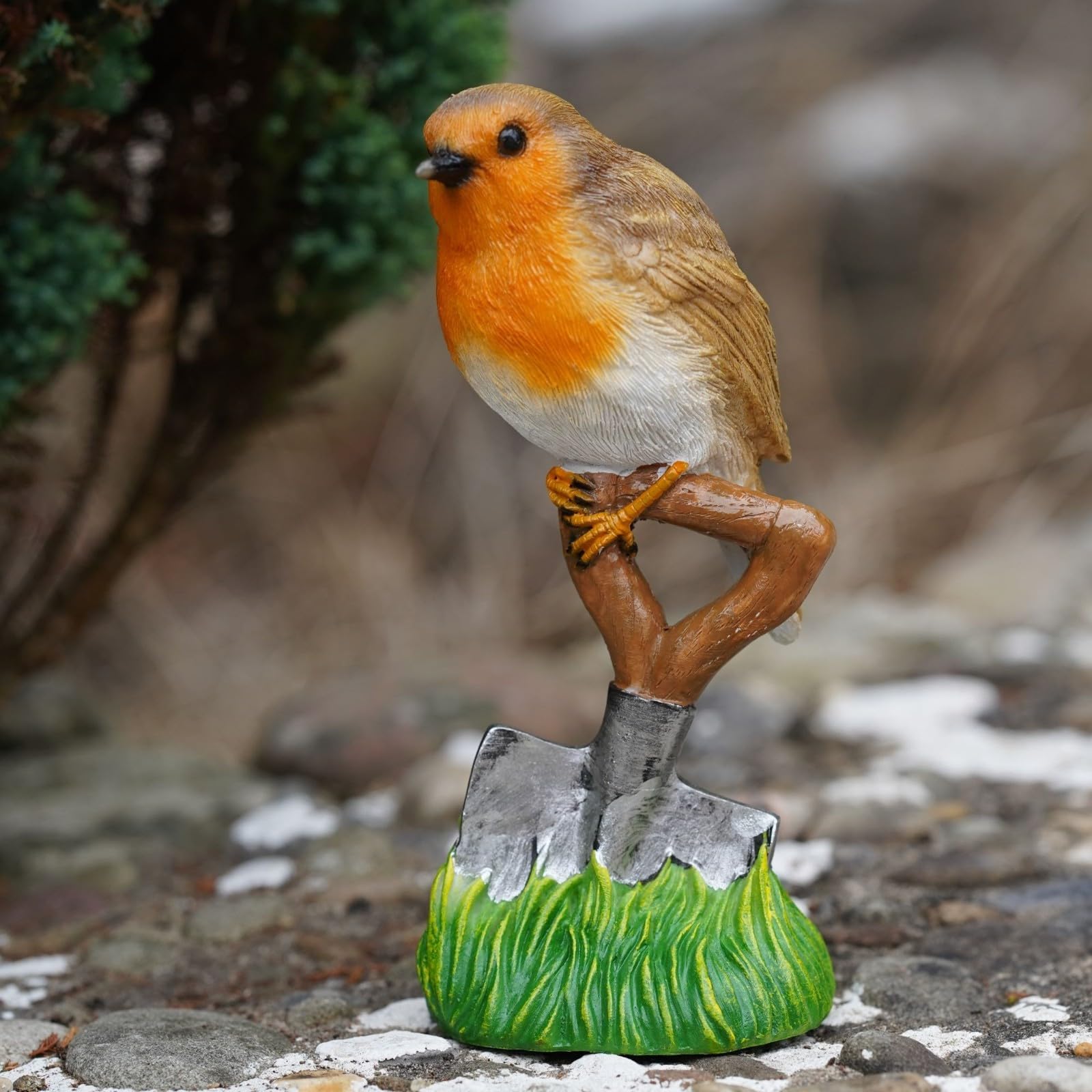 Resin Robin on Spade Statue Home Garden British Bird Sculpture Outdoor Ornament Robins Appear British Gift