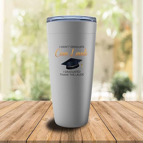 Miniatura 2 de Vaso vikingo de graduación de edición inoxidable de 20 onzas  Graduate Cum Laude  Padres estudiantes de pregrado, educación, posgrado o pregrado,
