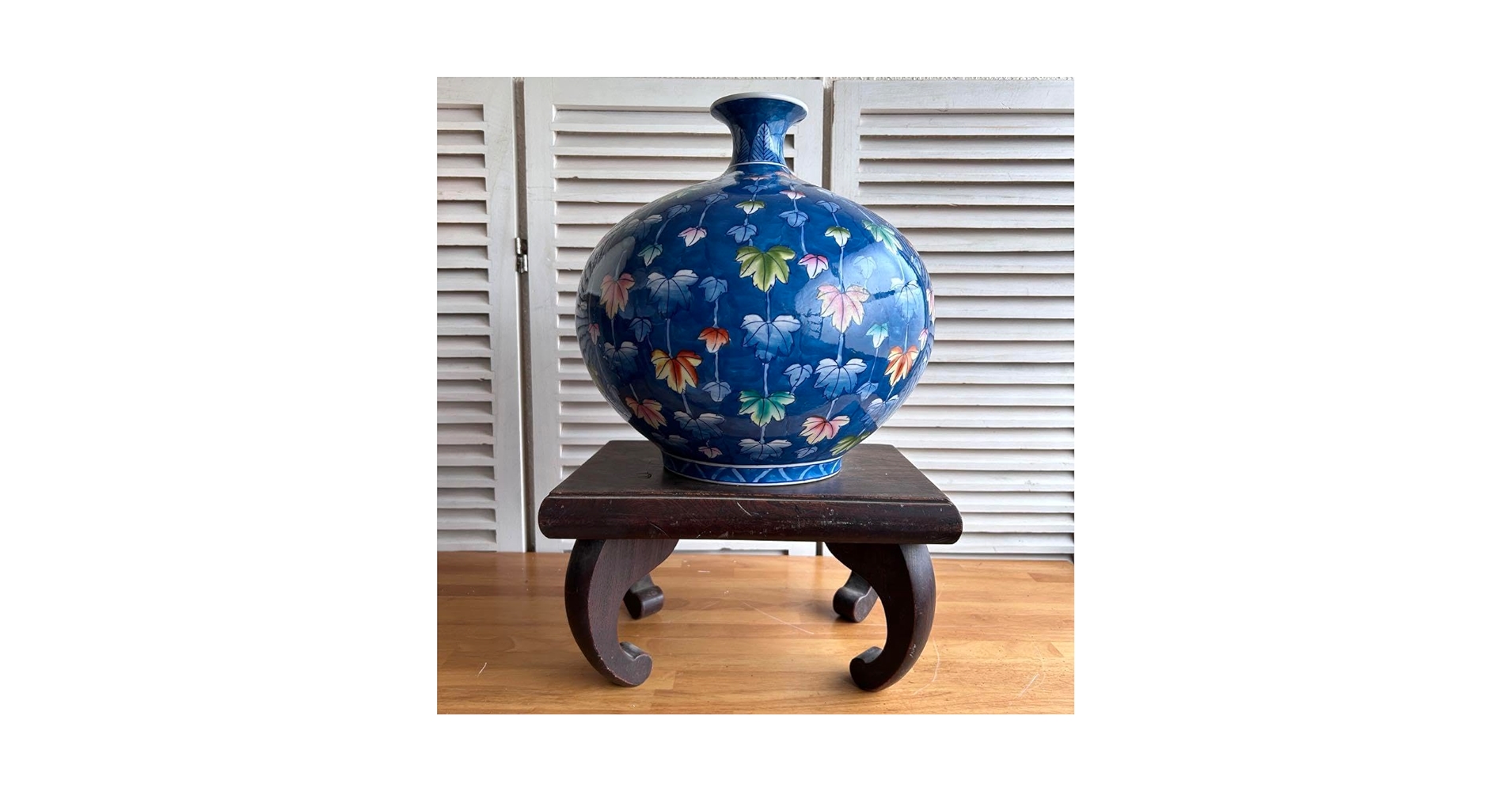 Amazon.co.jp: 有田焼 古許窯 菊水作 花瓶 壺 花入 壷 飾壷 フラワー Amazon.co.jp: 有田焼 古許窯 菊水作 花瓶 壺 花入 壷 飾壷 フラワー