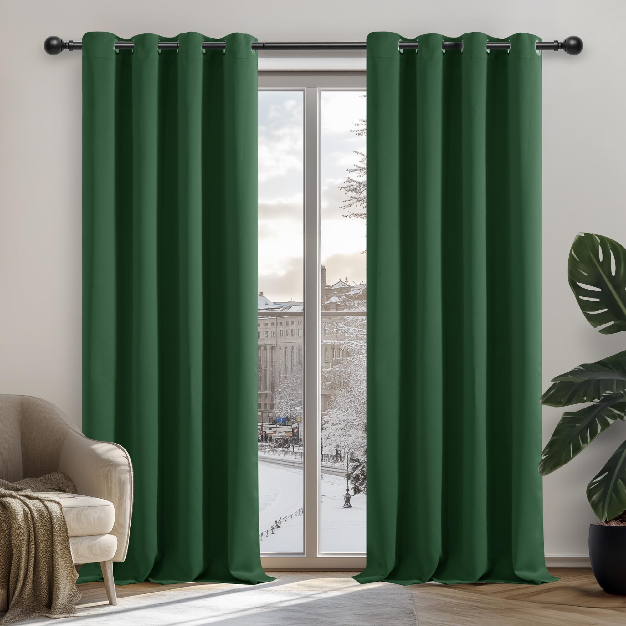 Deconovo Tende Oscuranti per Interni 2 Pezzi 114 CM Altezza, Termiche Isolanti, Anti-Rumore, con Anelli, Ideali per Camera da Letto e Soggiorno, 132x114 CM, Verde Scuro