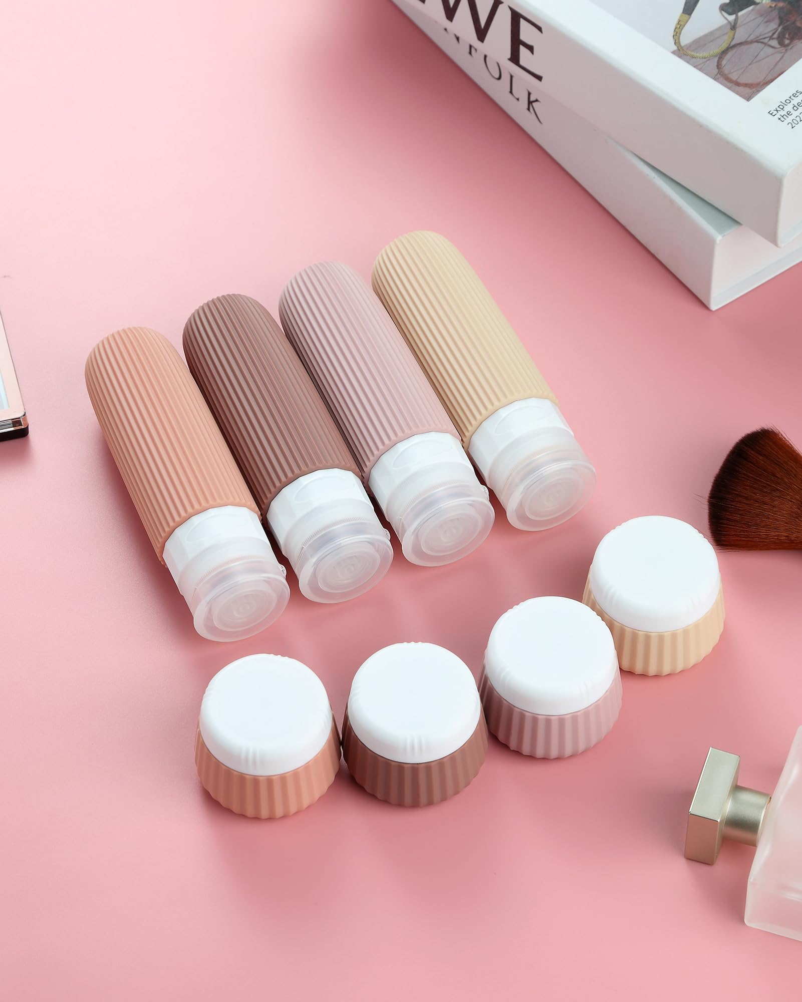 Mrsdry Bottiglie da viaggio – Confezione da 8 contenitori da viaggio per articoli da toeletta, sacchetti trasparenti, a prova di perdite, in silicone, comprimibili, da 85 g