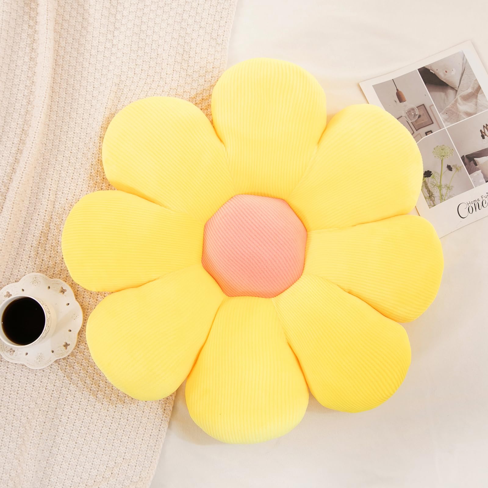 Menoeceus Flower Pillow, Daisy Pillow Flower Shaped Pillow Floor Pillow Flower Plush Pillow Cute Decorative Pillows Floor Cushions Flower Seat Cushion for Bedroom Sofa Chair (Yellow, 15.75
