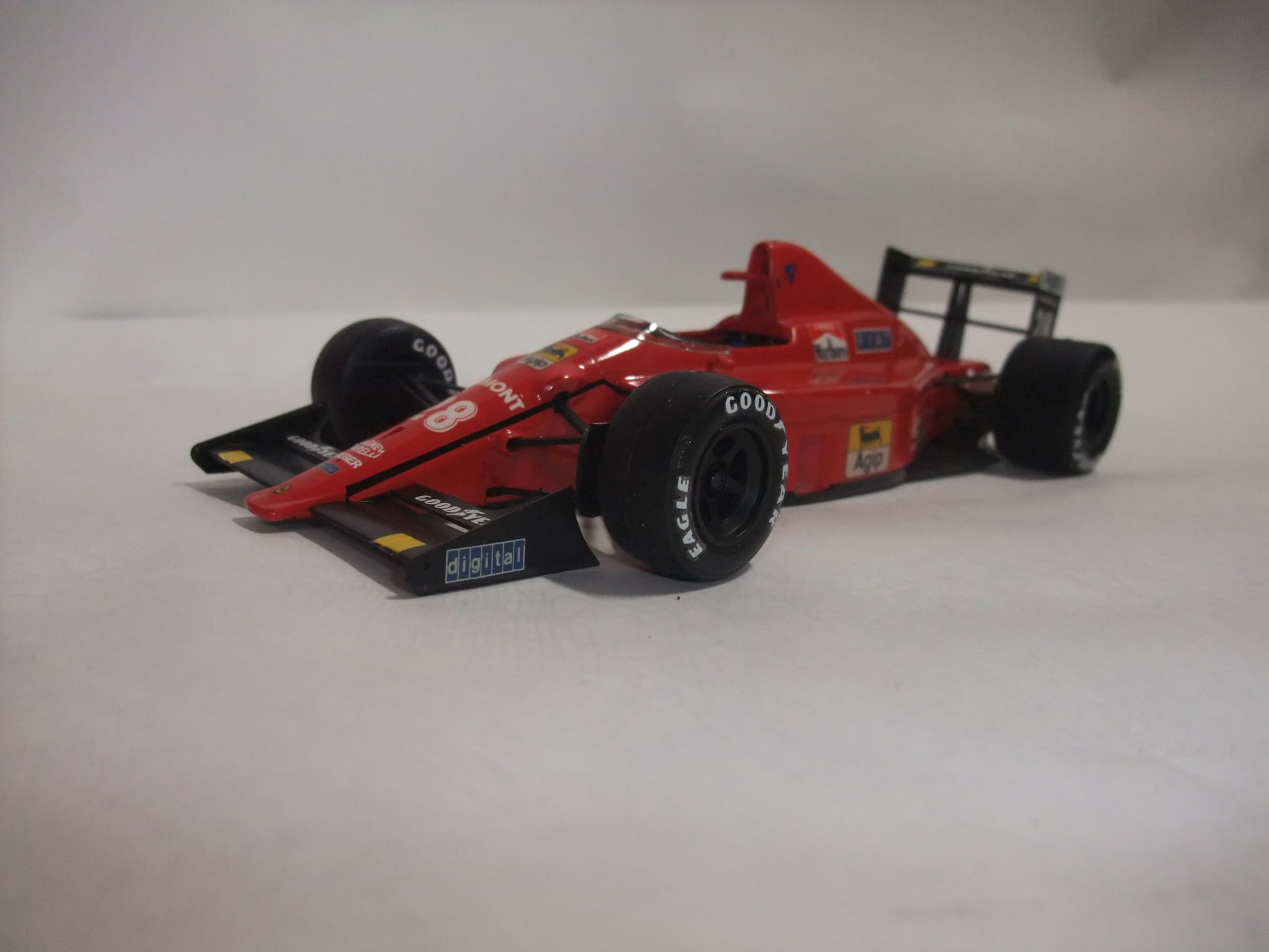 Amazon.co.jp: 完成品 フェラーリF189 28番 ゲルハルト