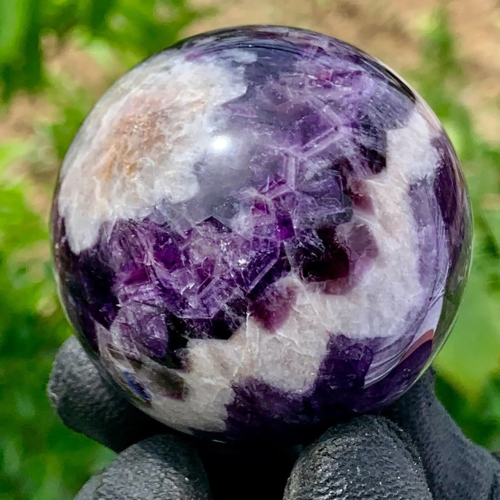 CYVXCPPGI Dream Amethyst Ball Quartz Crystal Sphere Decor 1PC Ornaments (Size : 9-10cm)