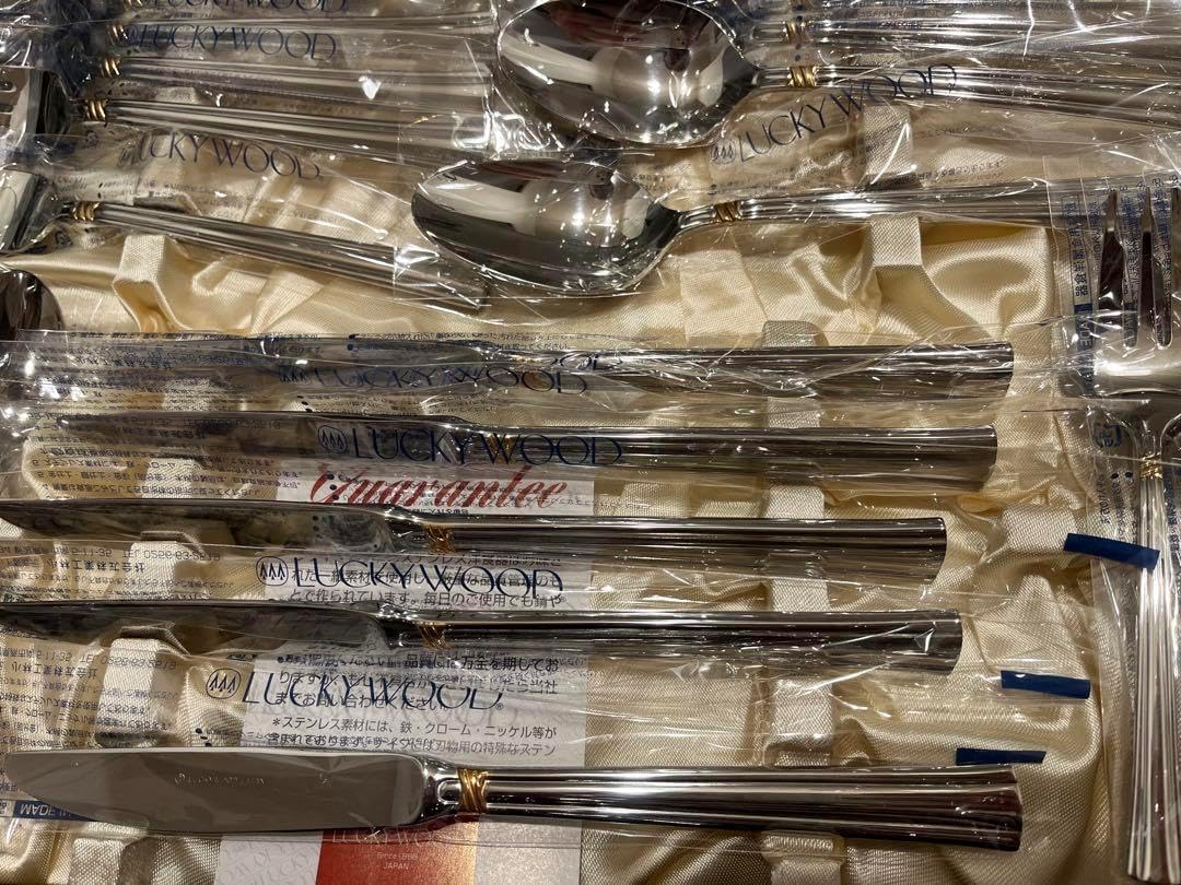【未使用品!!】LUCKY WOOD カトラリーセット 25本 金彩 未使用品!!】LUCKY WOOD カトラリーセット 25本 金彩 未使用
