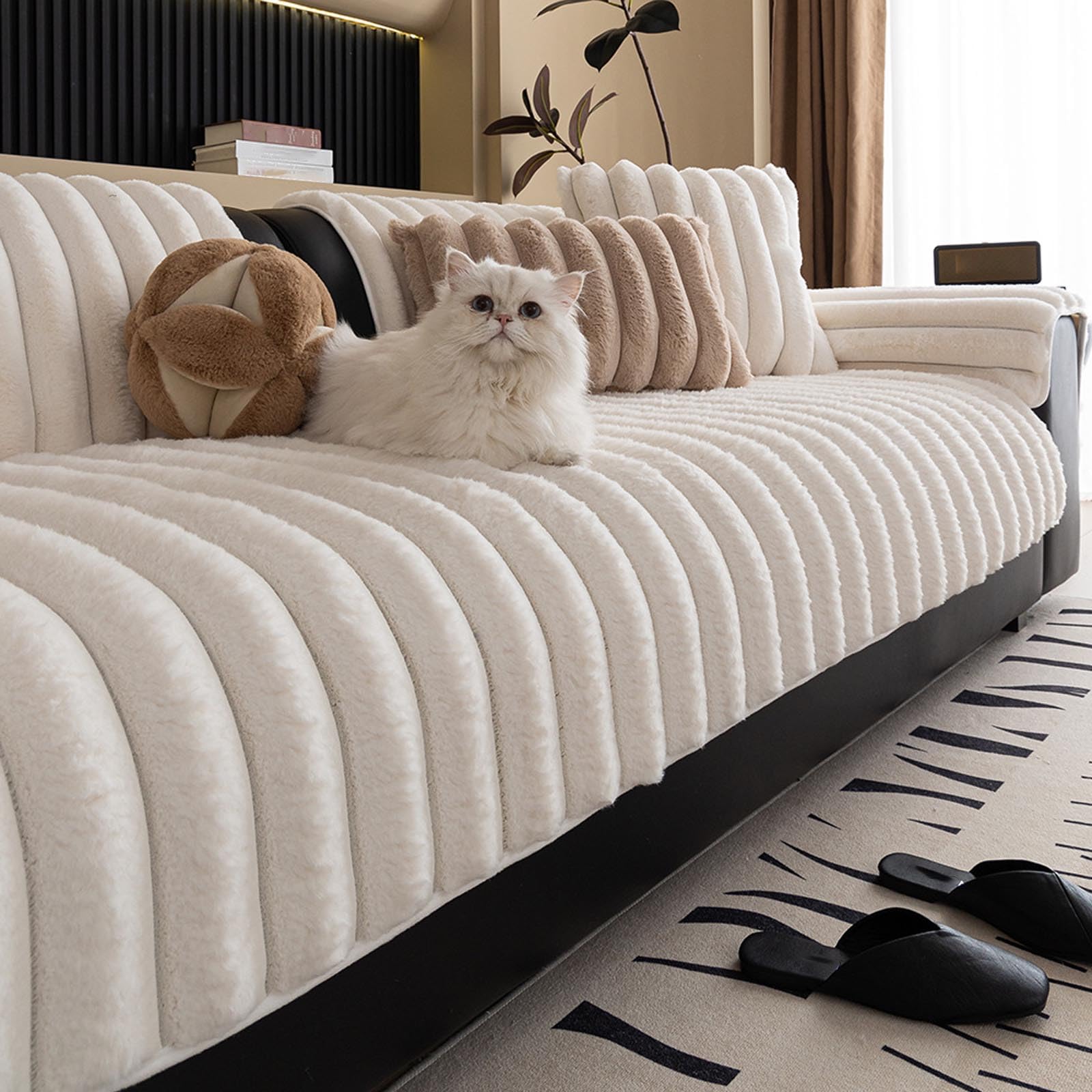 Housse de canapé 3 places en tissu peluche blanc pour soirée cocooning
