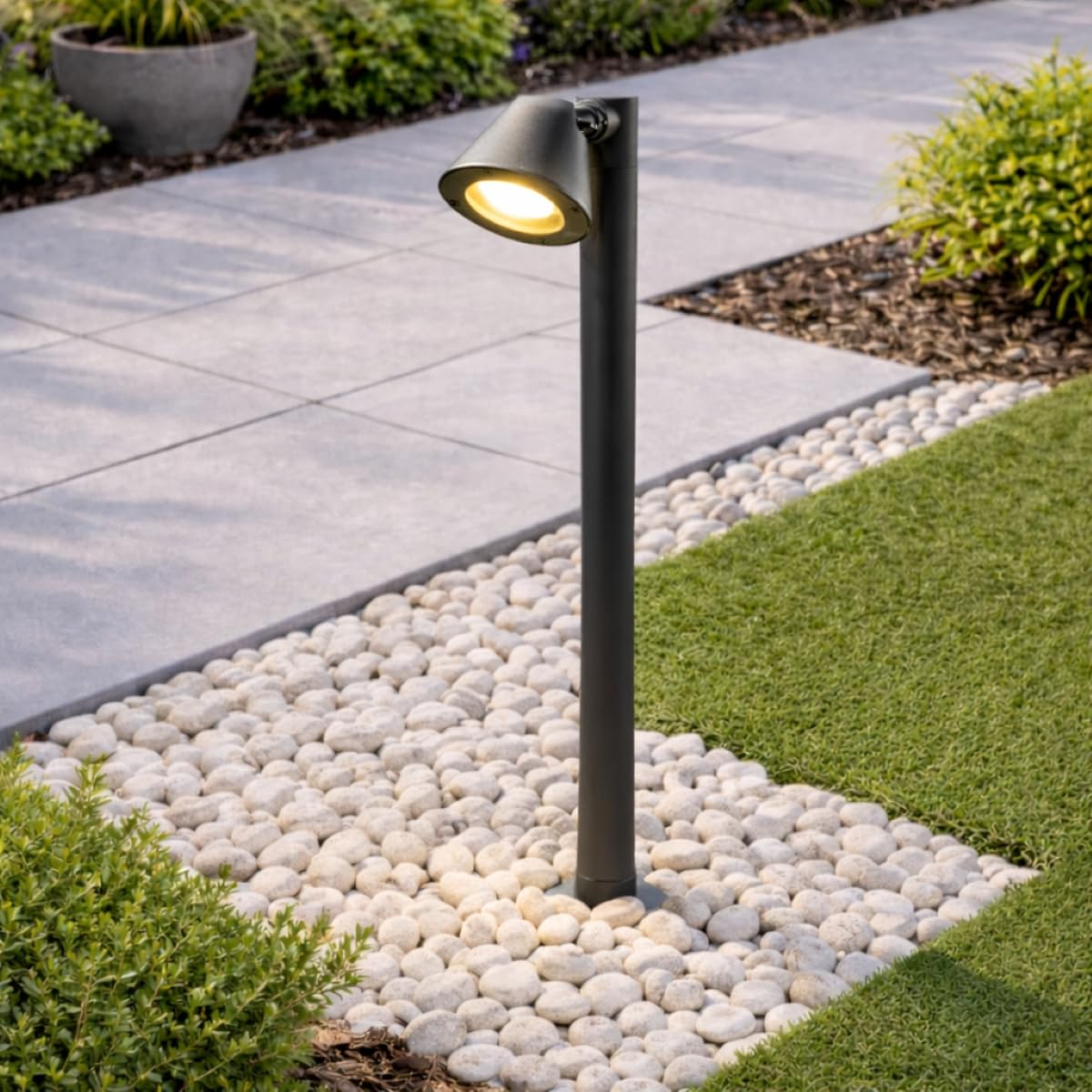 CGC Lighting Cgc Dark Grey Anthracite Large Outdoor Garden Post Pathway Light from B&Q