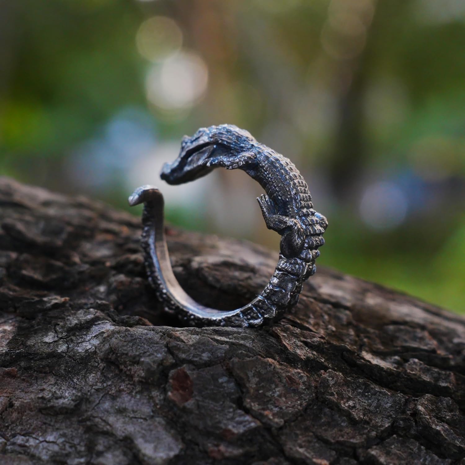 Adjustable Crocodile Ring in 925 Sterling Silver, Sculpted Animal Open Band Ring, Gothic Artistic Statement Jewelry for Women and Men
