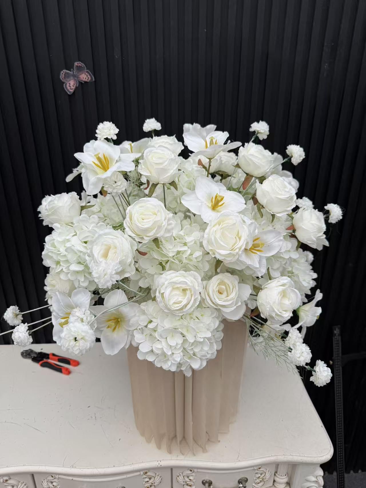 Lucky flower Ortensia Bianca Rosa Artificiale Fiore Disposizione Decorazione Tavolo da Sposa (White,70cm)
