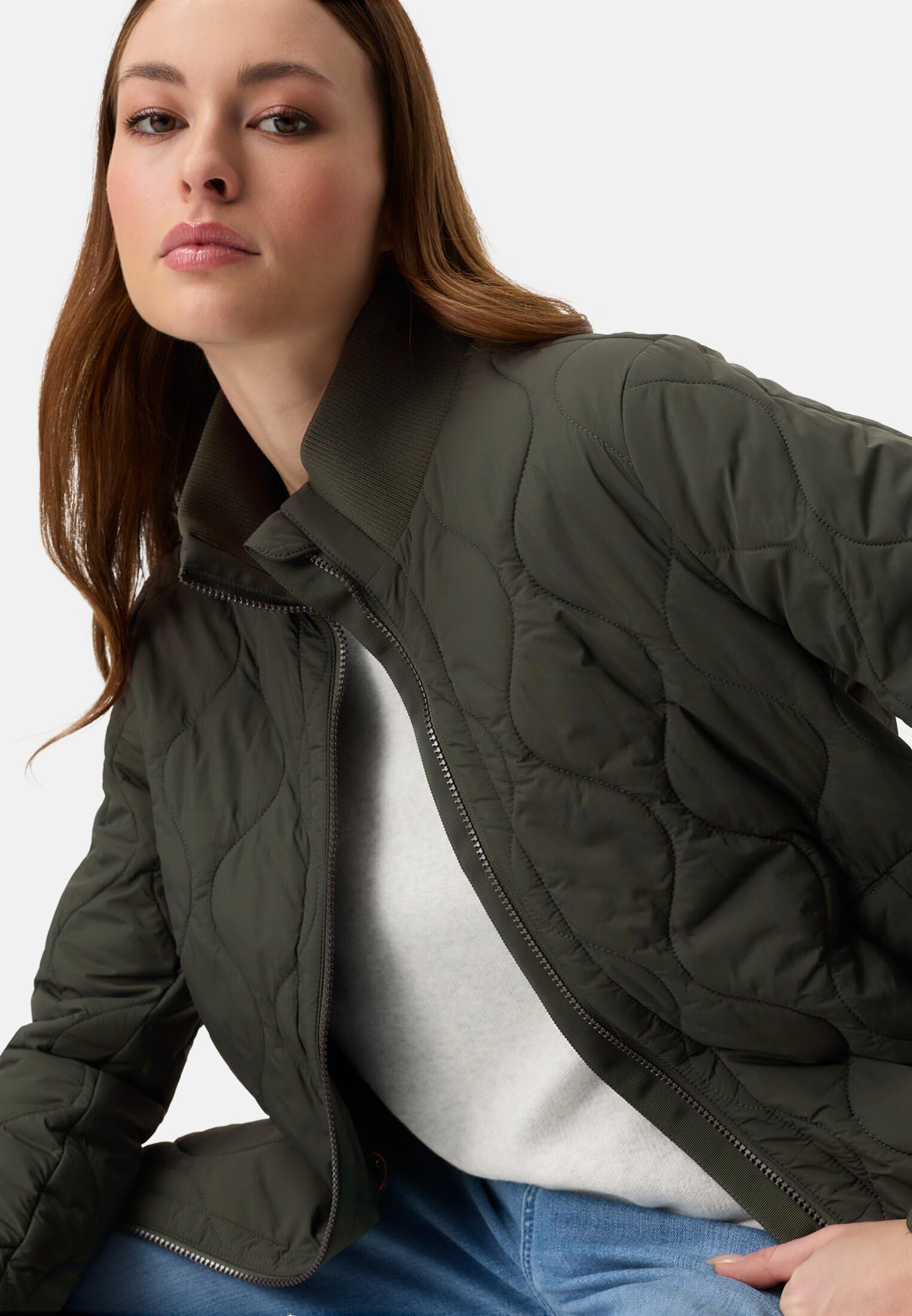 camel active Damen Steppjacke mit Taschen