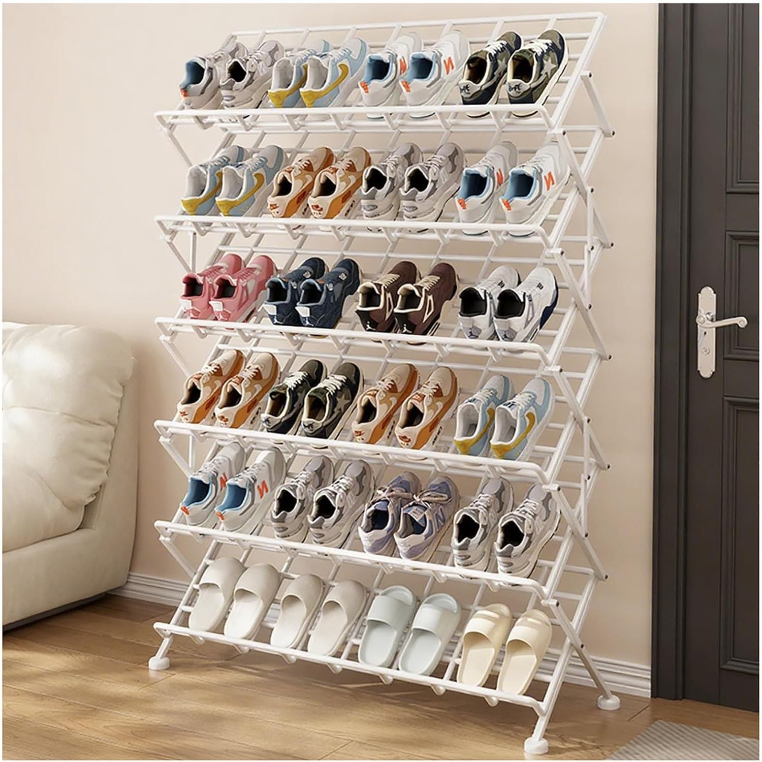 Étagère à chaussures métal pour en finir avec le désordre des chaussures dans l'entrée