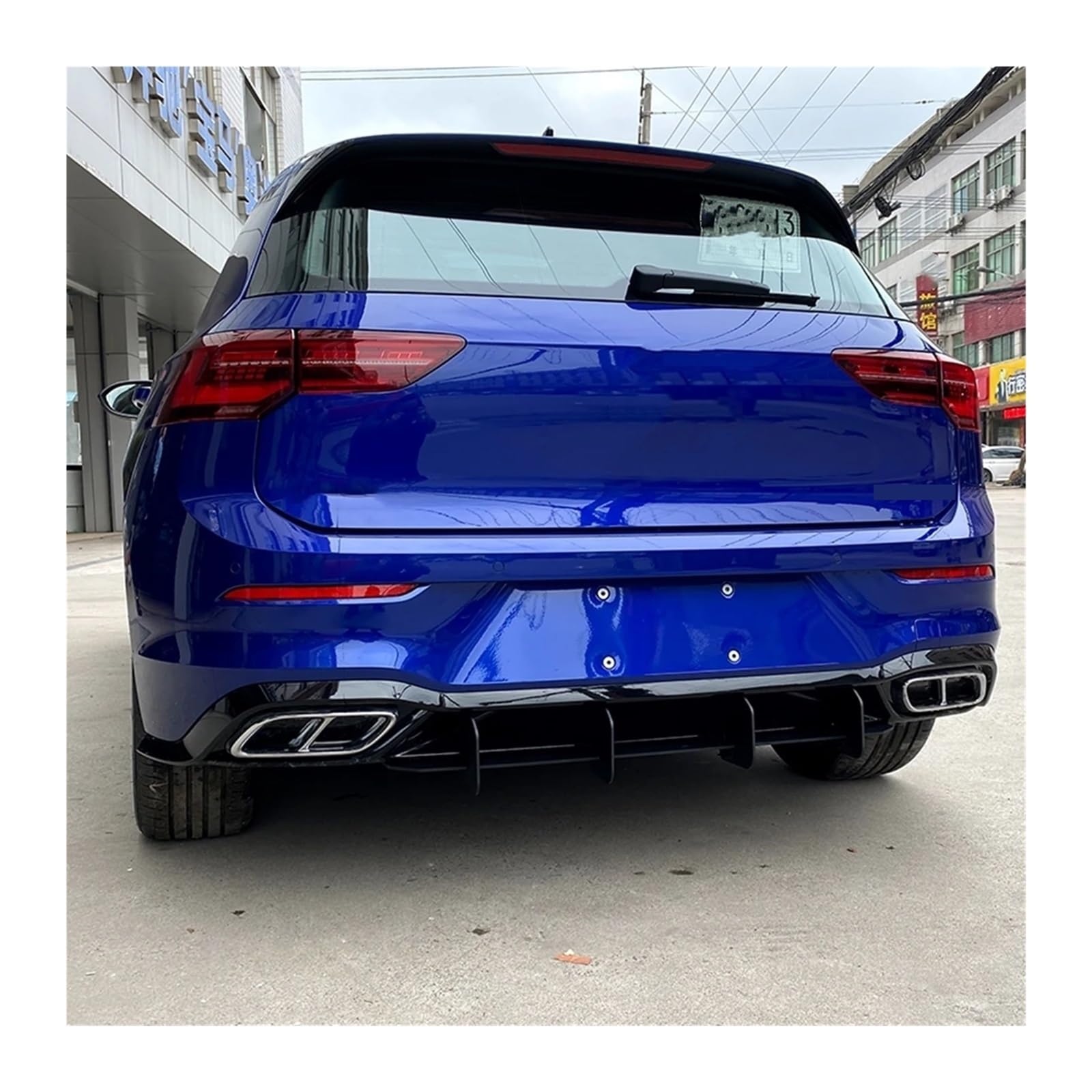Dyfuzor tylnego zderzaka, pasuje do Volkswagena, pasuje do Golfa, 8 MK8 MK VIII Rline 2020-2023 Guard Shark, 4-płetwowy spojler, rozdzielacz wydechu dyfuzor podwozia tylnego samochodu