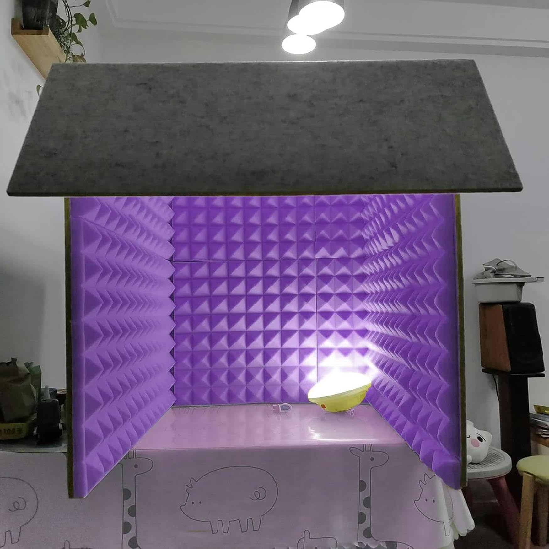 Boîte de studio d'enregistrement fait maison pour éliminer l'écho de vos pièces