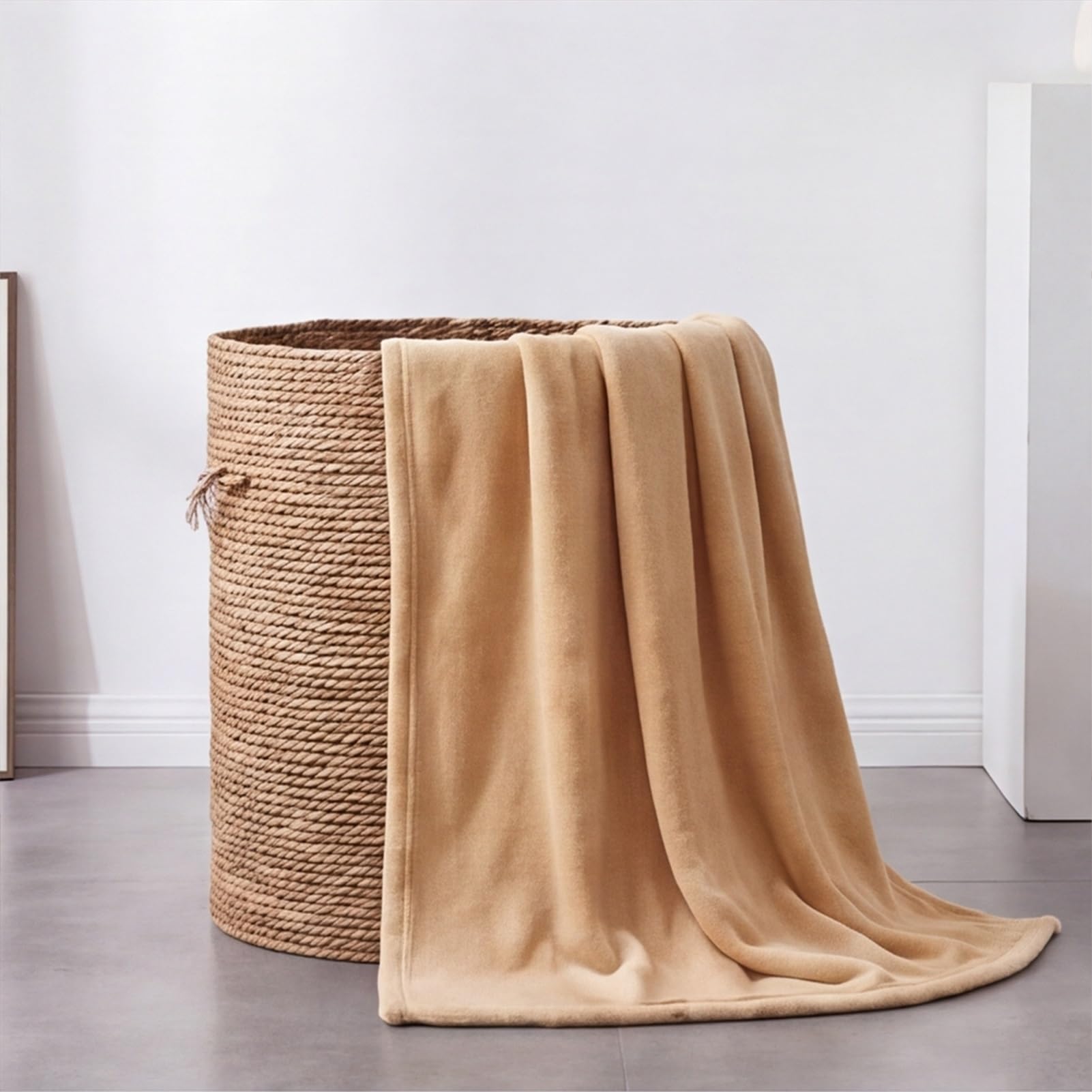 YXRS Fleece Blanket Sofa Throw 85 x 155 cm Silk Touch Fleece Throw Blanket for Sofa Soft Cosy Fluffy for Bed Settees Armchairs, Camel