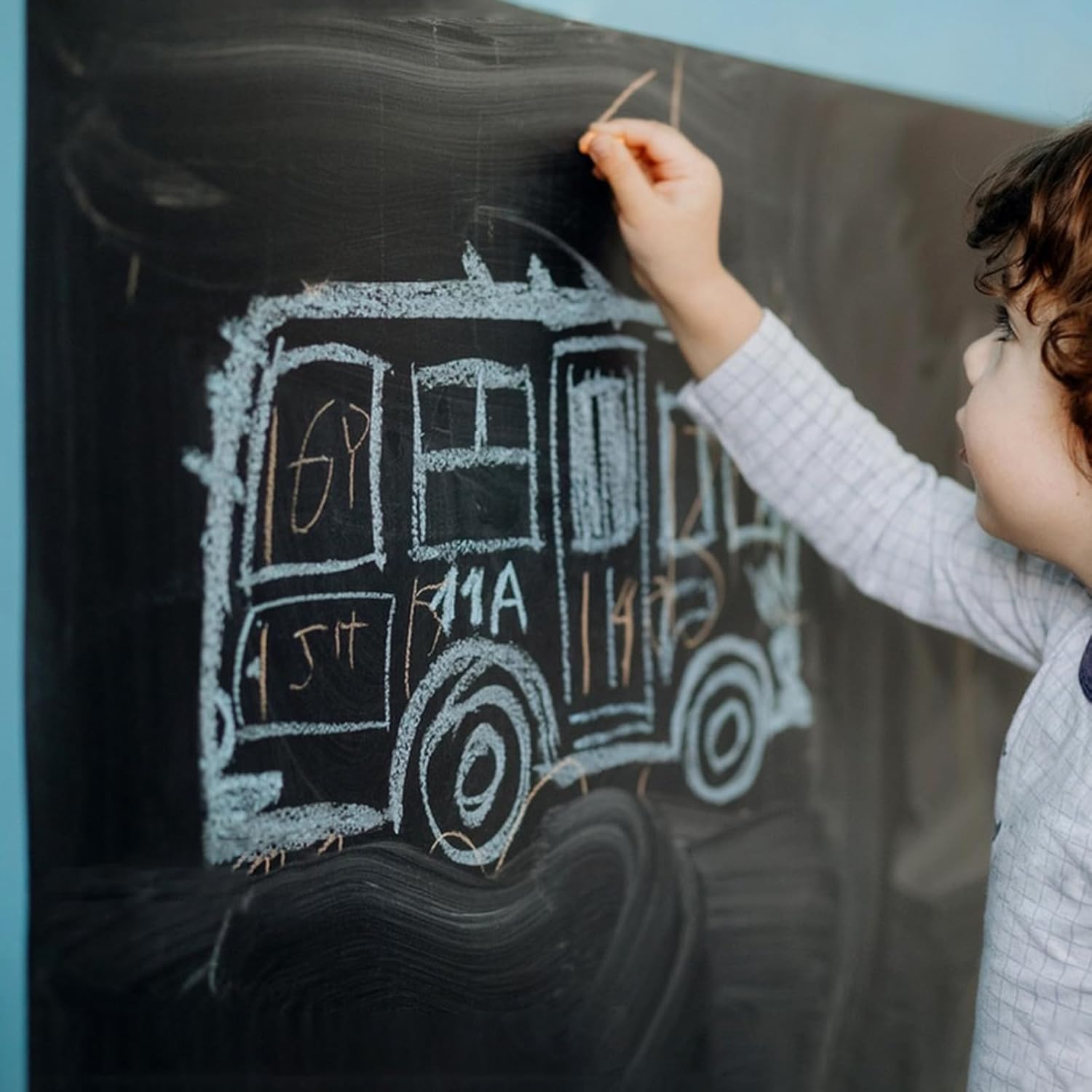 Chalkboard Paint 1 Gallon Black Chalk Board Paint for Wood, Metal, Glass, Wall, Plaster Boards Sign, Frame, Interior/Exterior, All-in-One Primer & Top Coat, Black Matte, Acrylic 330 sf with Tools kits