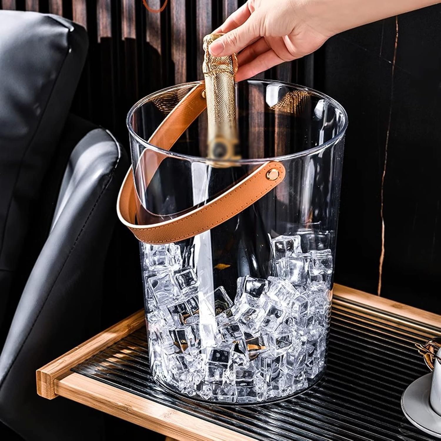 Cubitera Botella Vino Filador de Hielo acrílico Transparente Redondeo Grande Champagne Chiller con Mango de Cuero portátil Capaciente de Hielo de Botella de Vino clásico