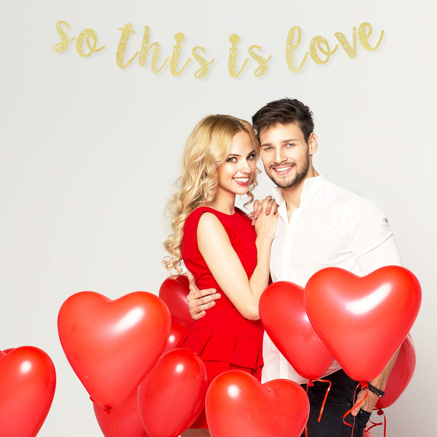'So This is Love' złoty brokat kursywny skrypt chorągiewki baner walentynki ślub rocznica kremowa impreza dekoracja stół znak ścienny - nie wymaga majsterkowania