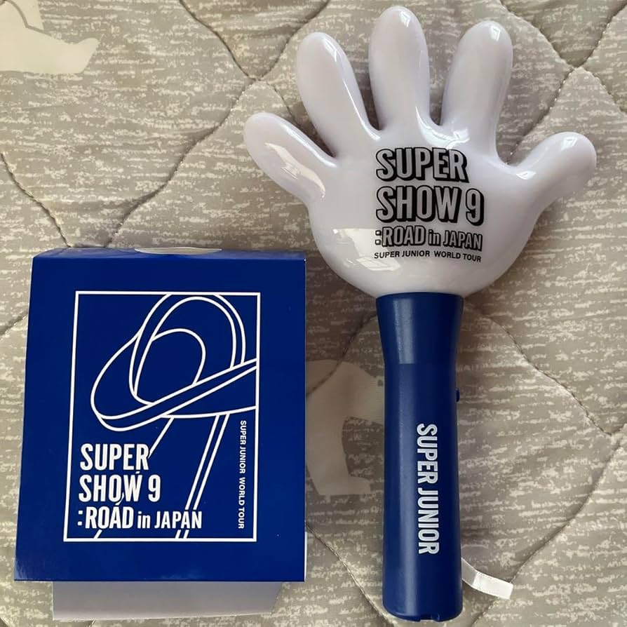 SUPER JUNIOR ファンライト　ペンライト　おまけ付き【新品】 Amazon.co.jp: SUPER JUNIOR - OFFICIAL FANLIGHT VER.2.0