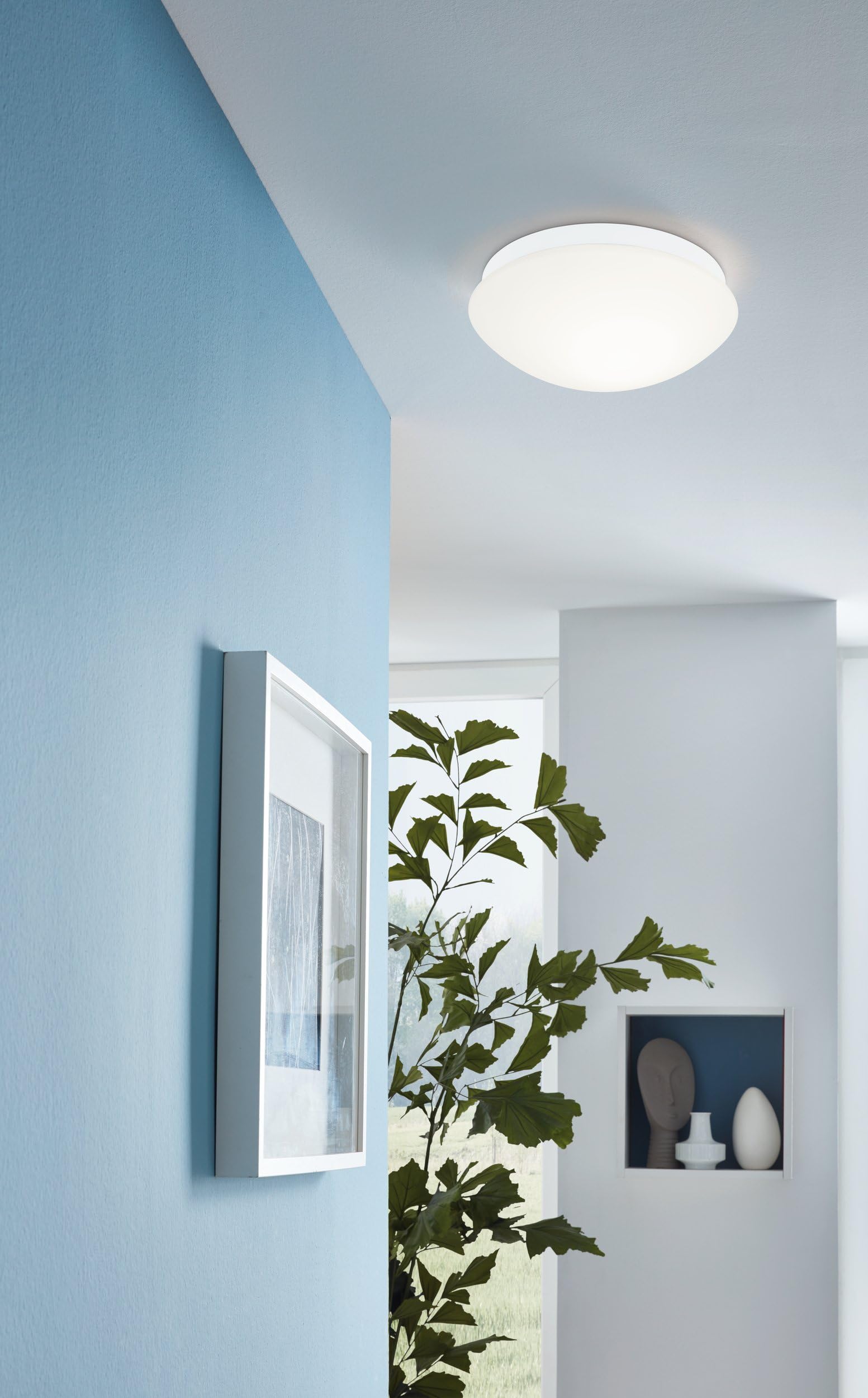 Eglo Lámpara de techo Bari-M, lámpara de techo con sensor de movimiento y sensor de luz diurna, lámpara para baño de vidrio y plástico en blanco, lámpara de pasillo para techo con casquillo E27, IP44