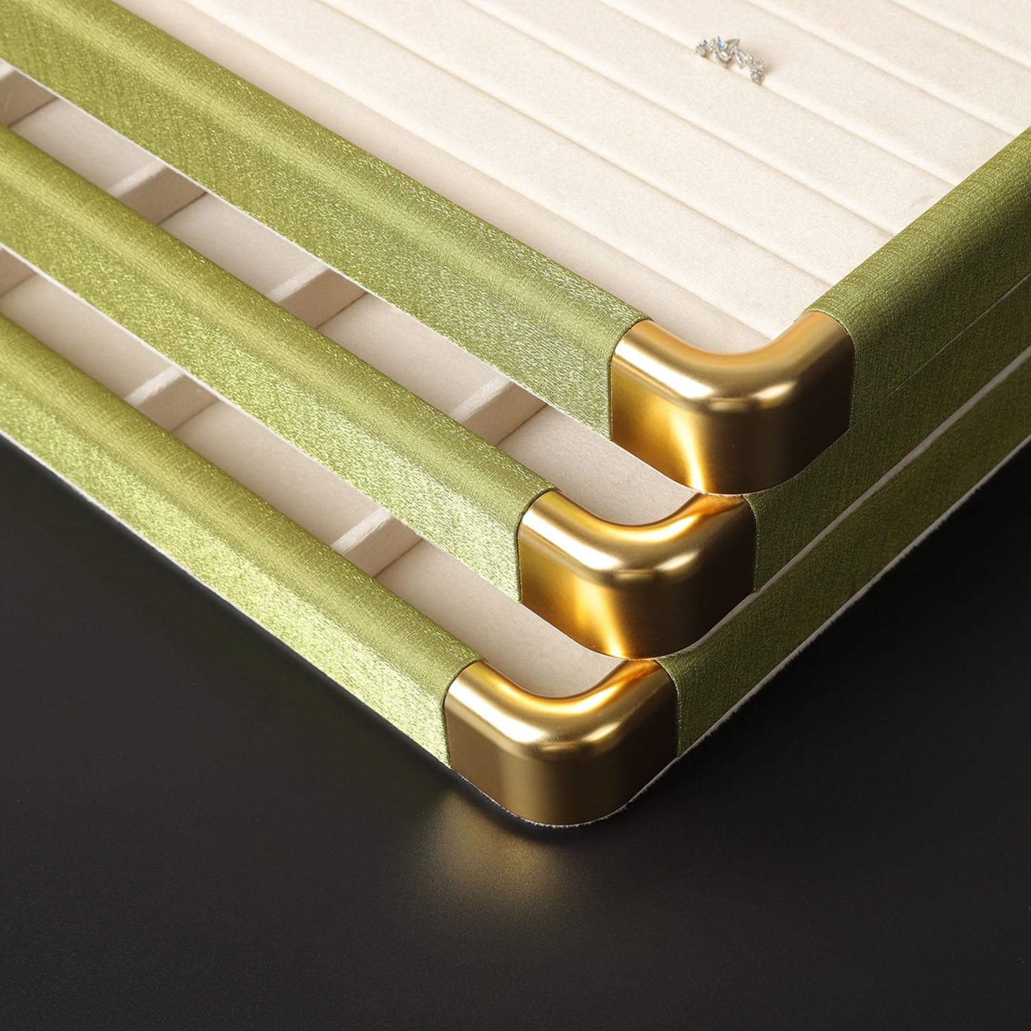 Plateau à bijoux plat en velours, élégant plateau de présentation empilable