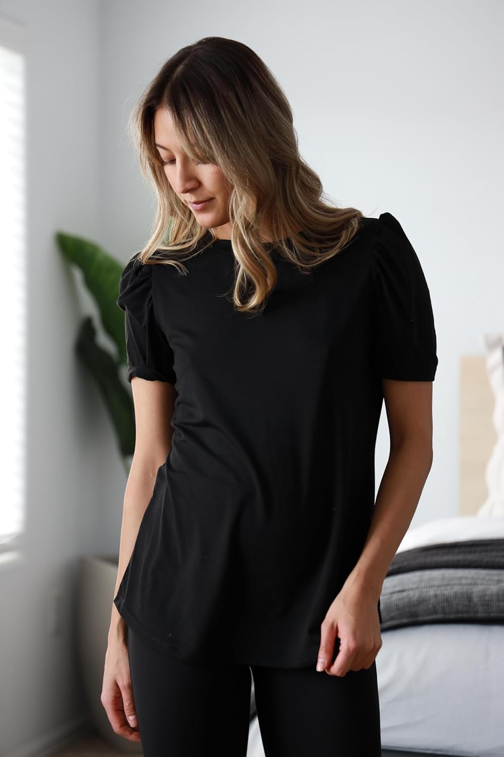 Zeagoo Blouse for Women Dressy Casual Puff Short Sleeve Boho Tops Fashion Floral Crew Neck Tunic Shirts Summer Clothes - Image 4