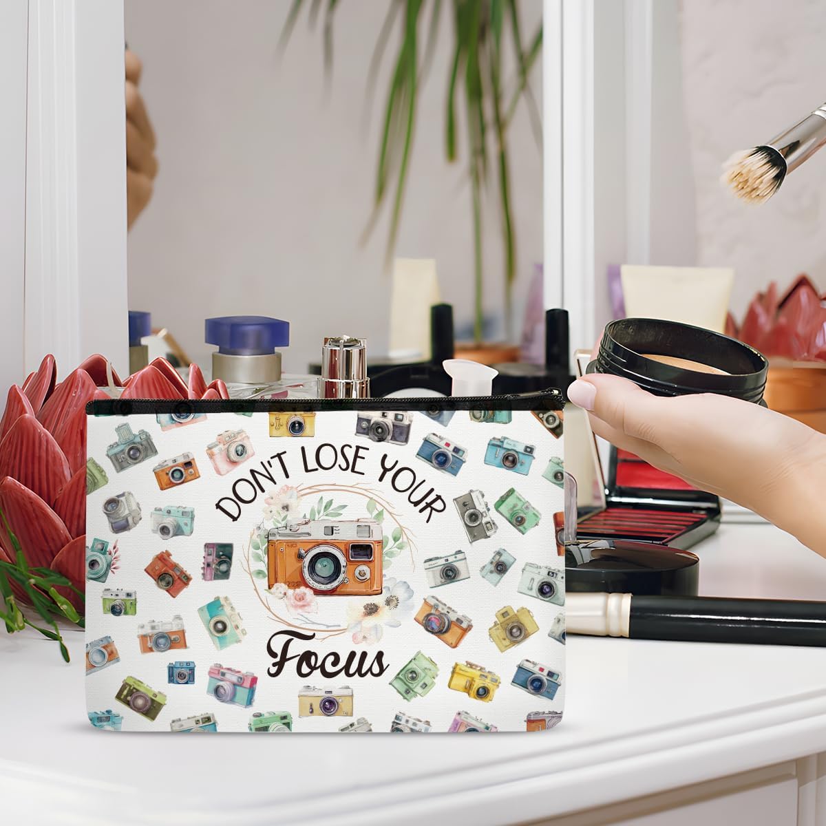 Photographer Gifts Makeup Bag - Photography Gifts Cosmetic Bag for Photographers Women Teacher Friends Photo Lovers, Waterproof Travel Toiletry Organizer Foldable Zipper Pouches - Image 5