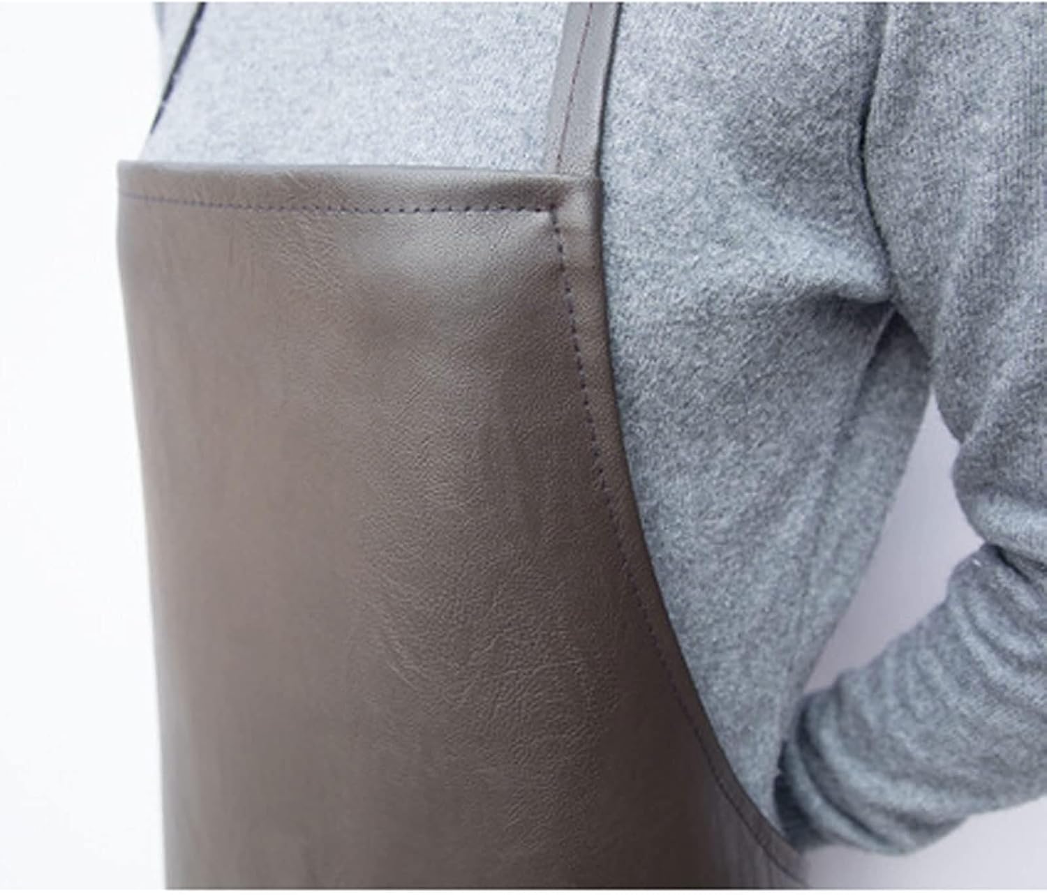 Chef Aprons for Men Women with ，Aprons With Pockets Leather Cooking Baking Apron Waterproof and Oilproof Kitchen Apron Women's Household Sleeveless Apron Black Brown Random Apron