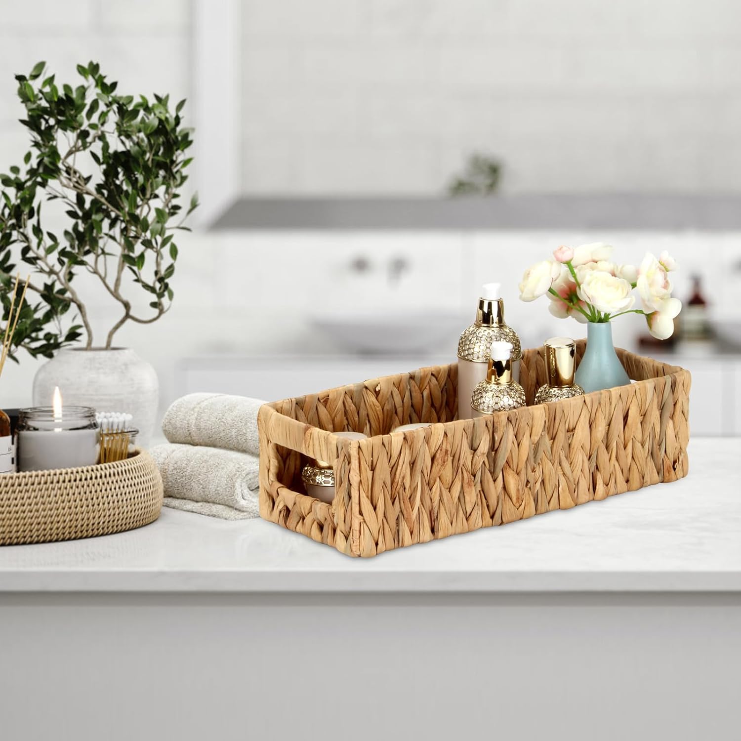 Wicker Storage Basket Nesting Small Wicker Basket, Water Hyacinth Toilet Paper Baskets for Storage, Bathroom Organizer Toilet Paper Holders for Organizing Pantry Bathroom Toilet Tank, 2 Pack