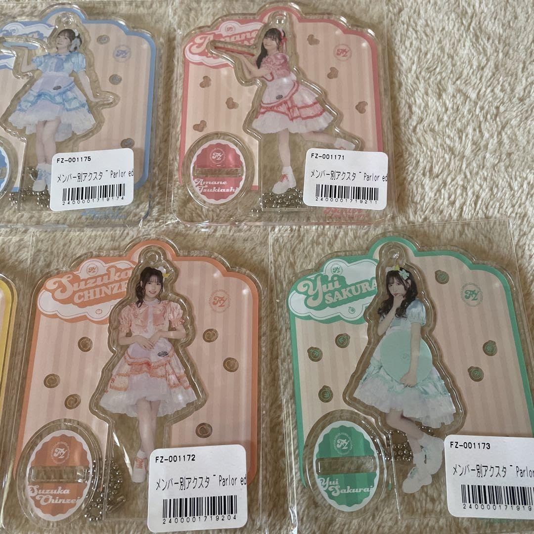 FRUITS ZIPPER アクリルスタンド　7人セット Amazon.co.jp: FRUITS ZIPPER アクリルスタンド パーラー衣装 7