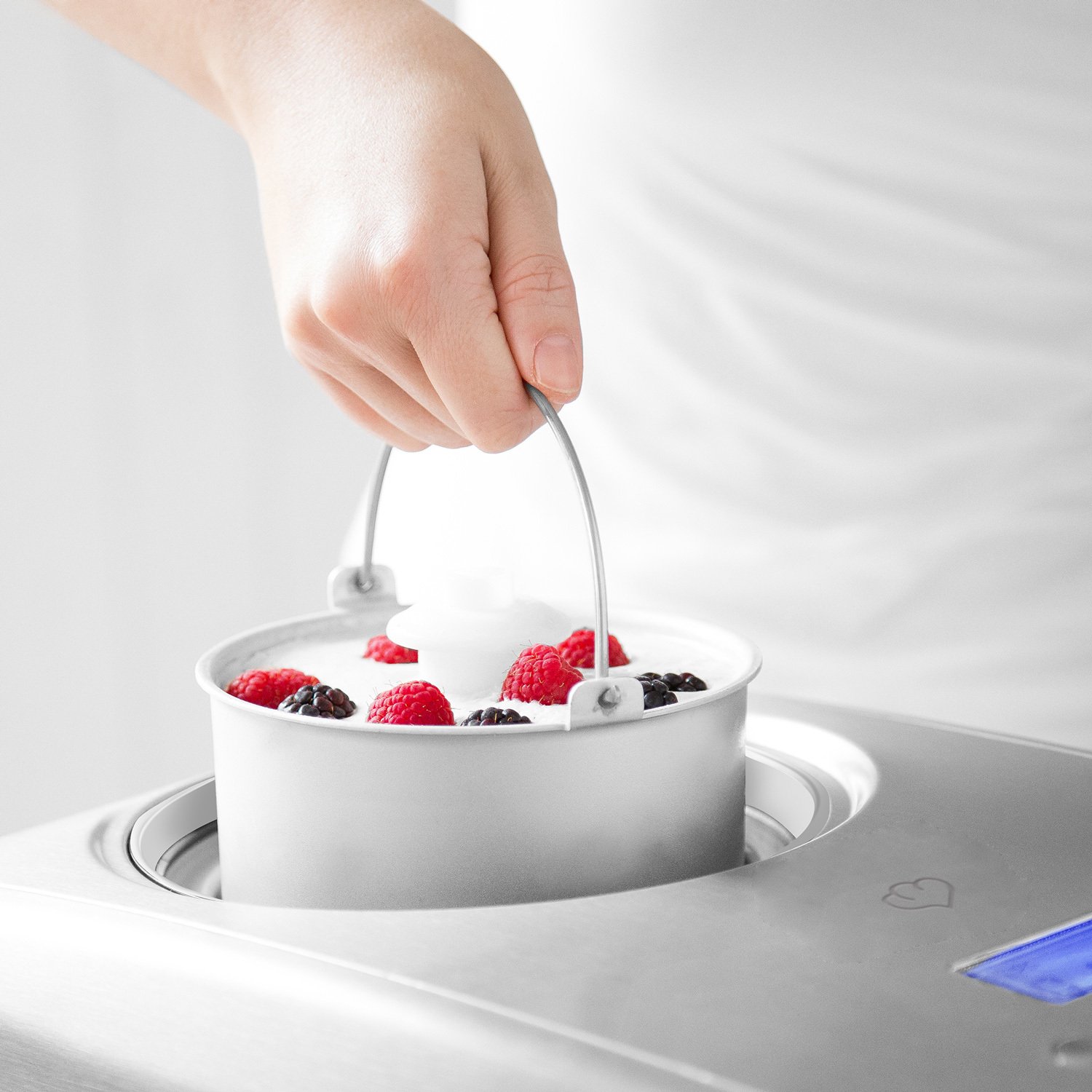 Buy Ice Cream Maker Emma with Compressor 150W, 1.5L, Stainless Steel