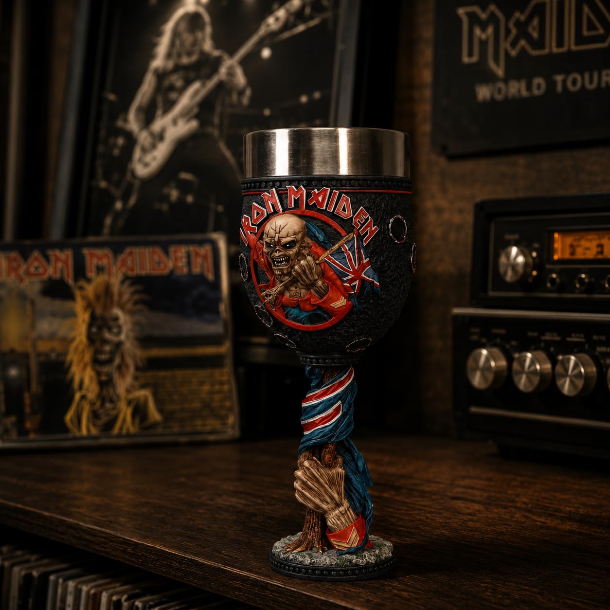 Nemesis Now Iron Maiden The Trooper Kelch, offizielles Lizenzprodukt, 19,5 cm, Rot