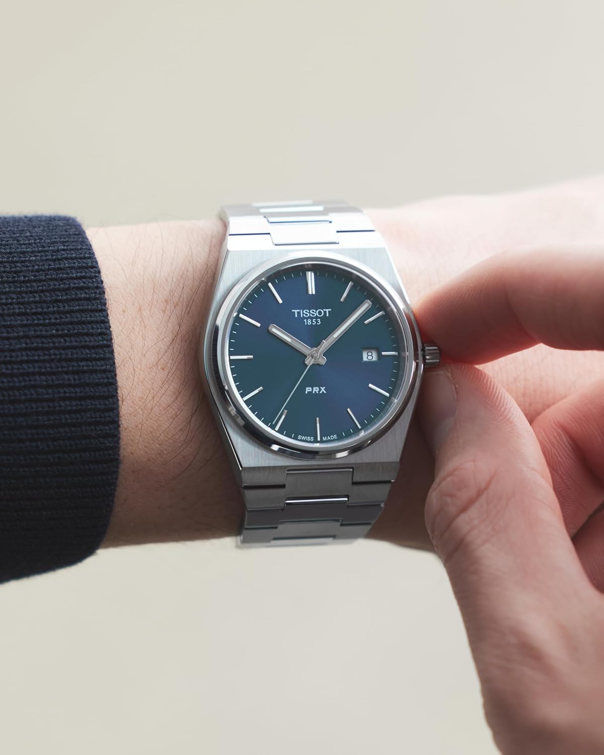 Tissot Erkek PRX Serisi 316L Paslanmaz Çelik Klasik Kol Saati, Gri Kadran, Model: T1374101104100