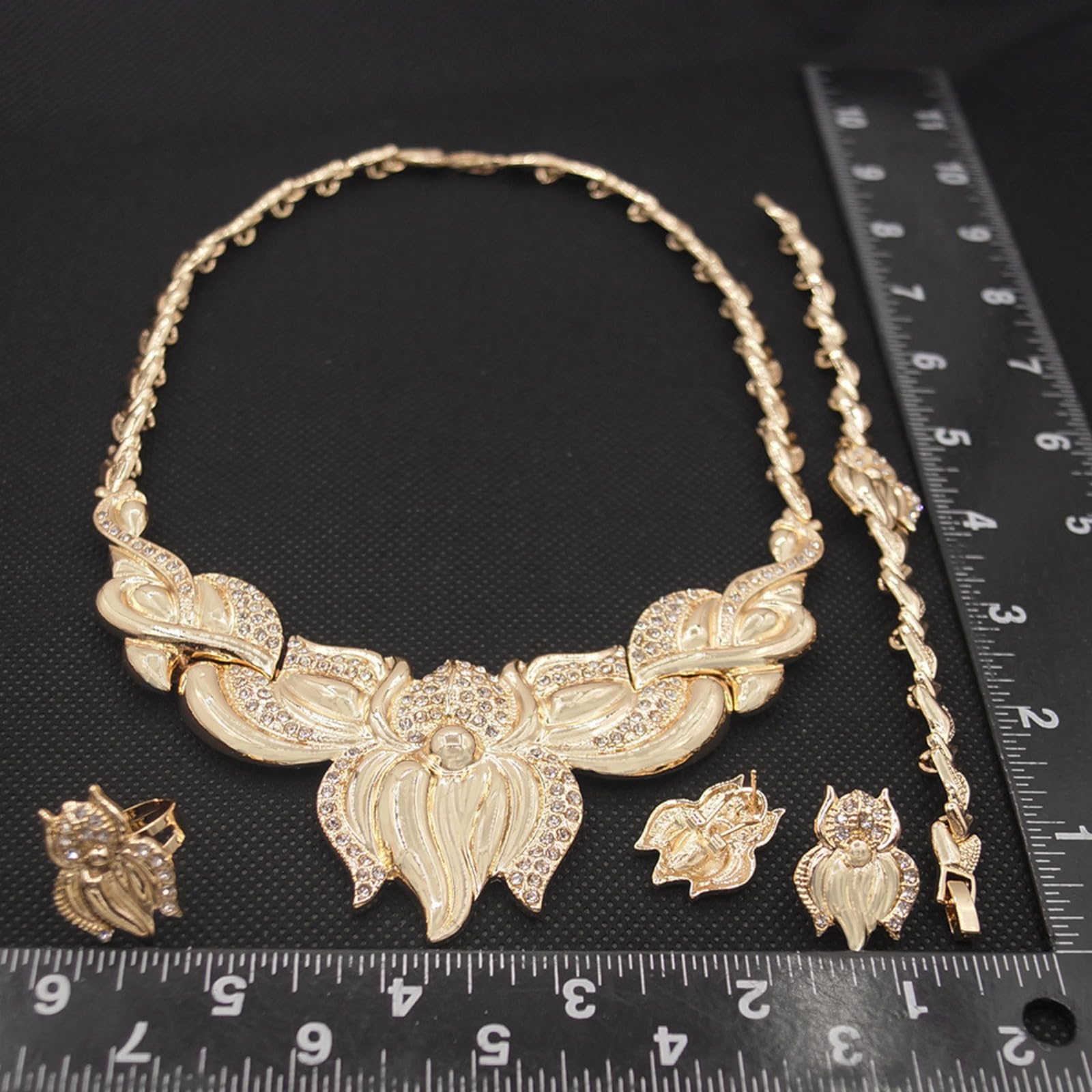 4 Pcs Brillentoweżki set do pani w zimnej smoczkowej szlachetności krawędź do rękawu, kolka do kątowania i parałek do okrągłych pierścieni do婚禮、晚宴、派對女士