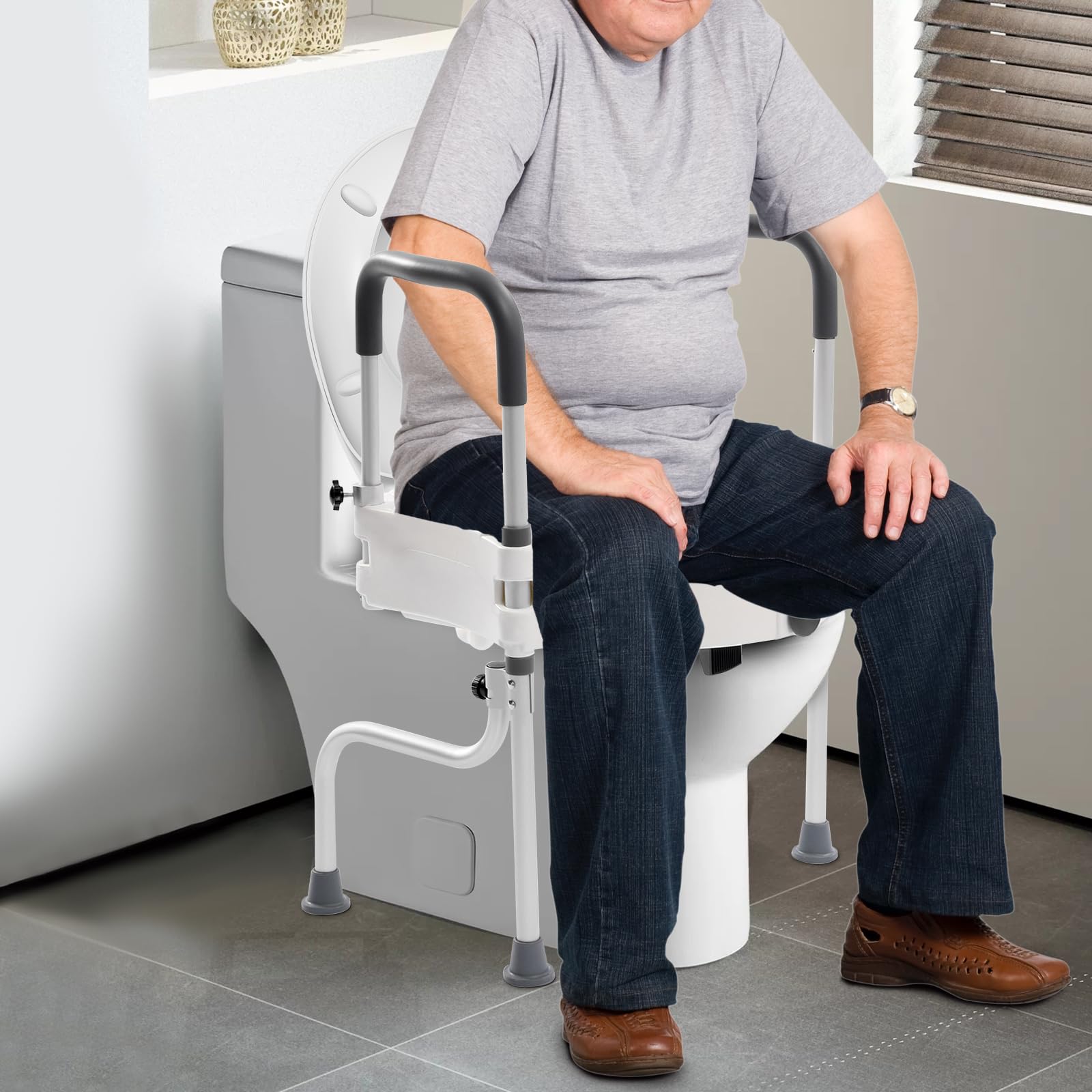 Podwyższenie deski sedesowej 3 w 1 z podłokietnikami, podwyższenie deski sedesowej dla seniorów, regulacja wysokości 15-23 cm, nośność 150 kg, kolor biały