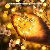 Vista 2 de Guirnaldas de luces enchufables, de 33 pies, 100 luces LED impermeables de alambre plateado, adaptador incluido, cable de luces estrelladas