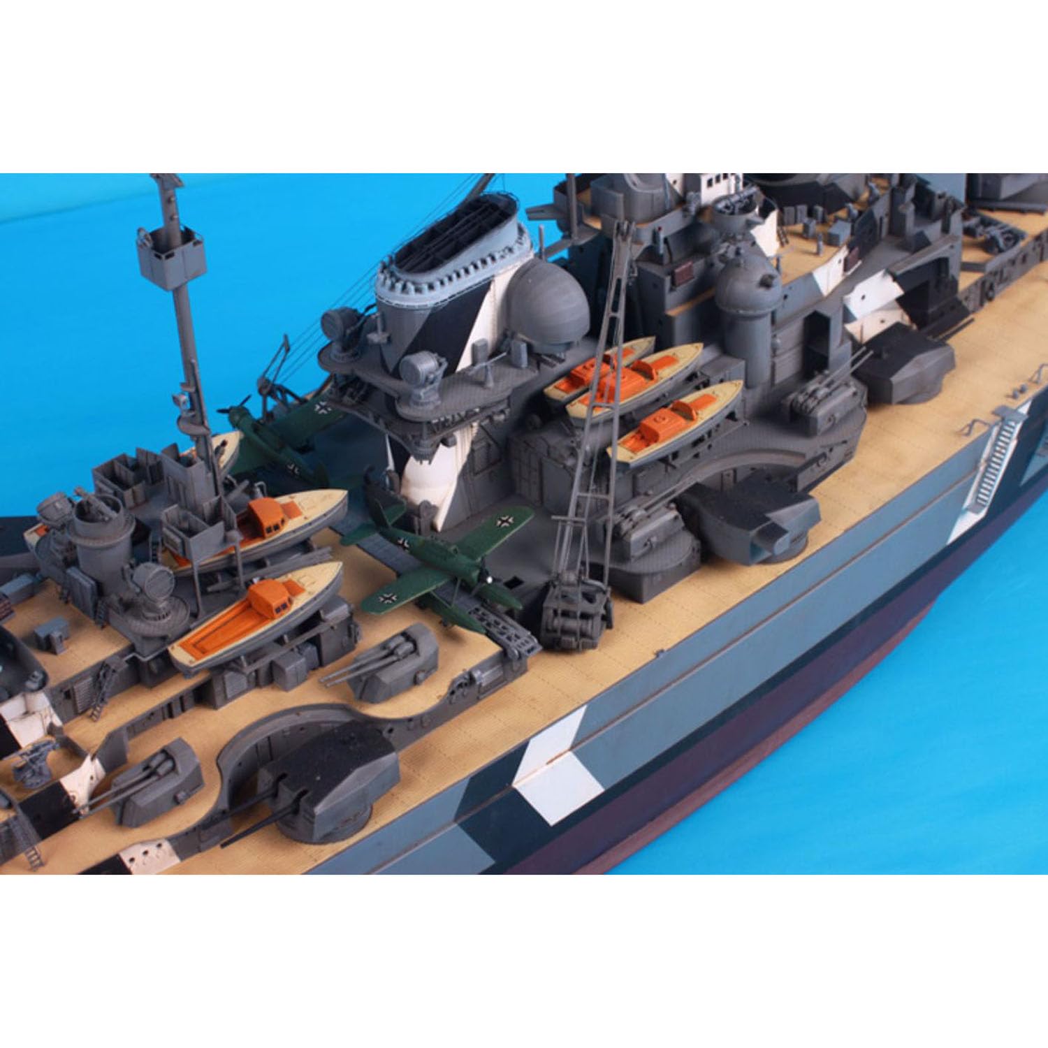 wheelfun Trumpeter 03702 - Nave da guerra in scala 1:200, modello statico per hobby