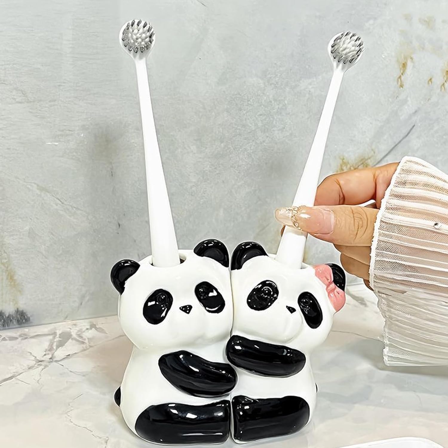 2PCS Panda Toothbrush Holder, Fun Animal Panda Toothbrush Holder, Cute Panda Personalized Decoration, Ceramic Panda Shaped Toothbrush Holder, Bathroom Countertop Accessories, for Home