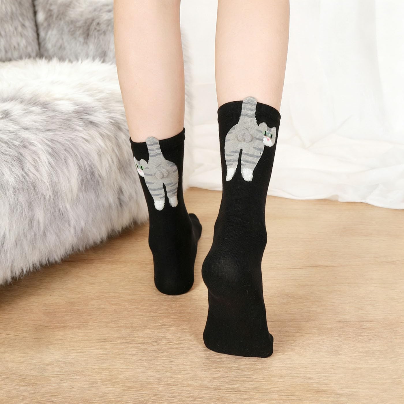 Cute Cat Socks with Balls, Novelty Funny Animal Crew Sock, Cats Themed Gifts for Women Dog and Cat Lovers