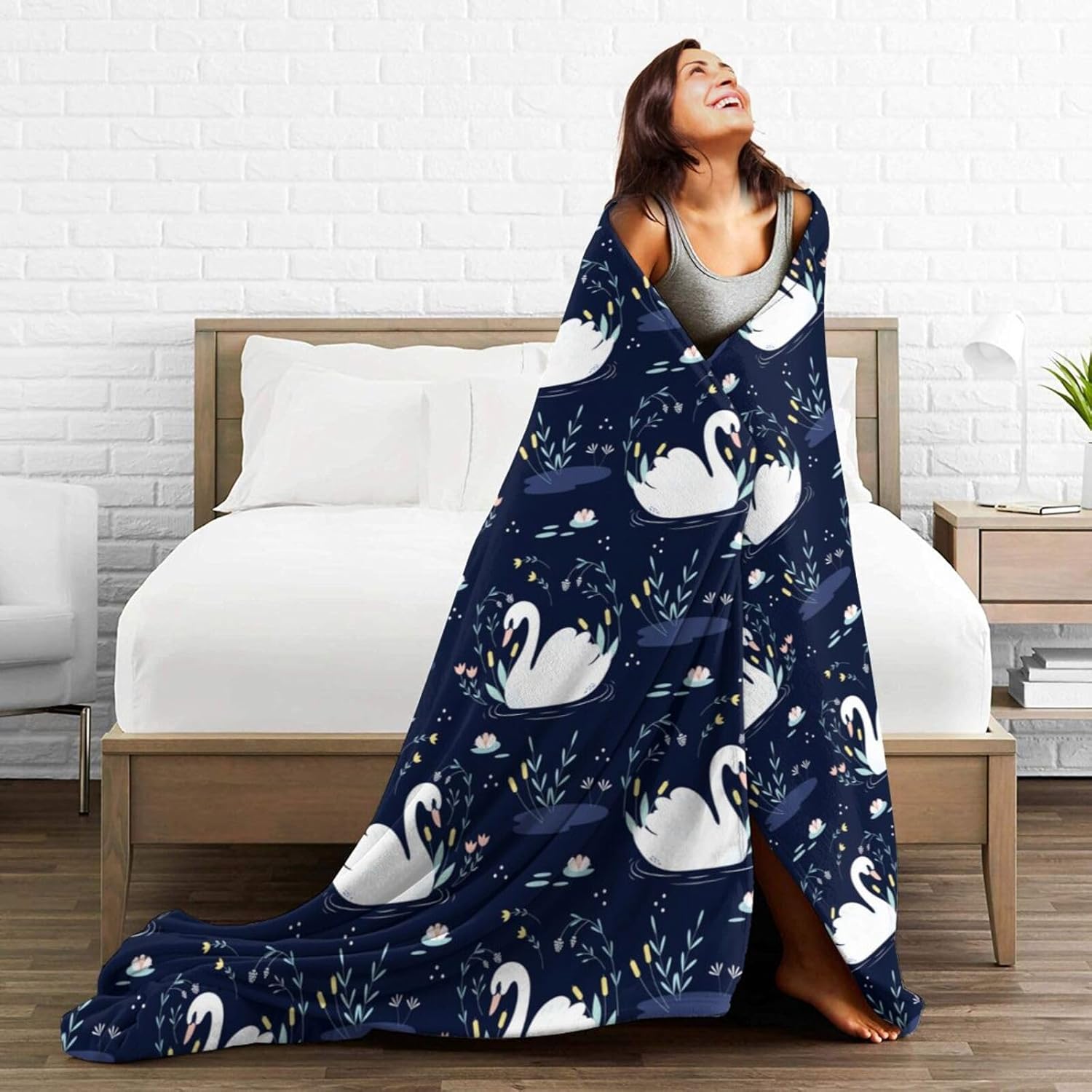 Swan Blanket for Women Men, Cute Swan Themed Design Printed Throw Blankets for Teens Adults Lap, Couch Bed, Warm Soft Cozy Blanket, 60"x 80"