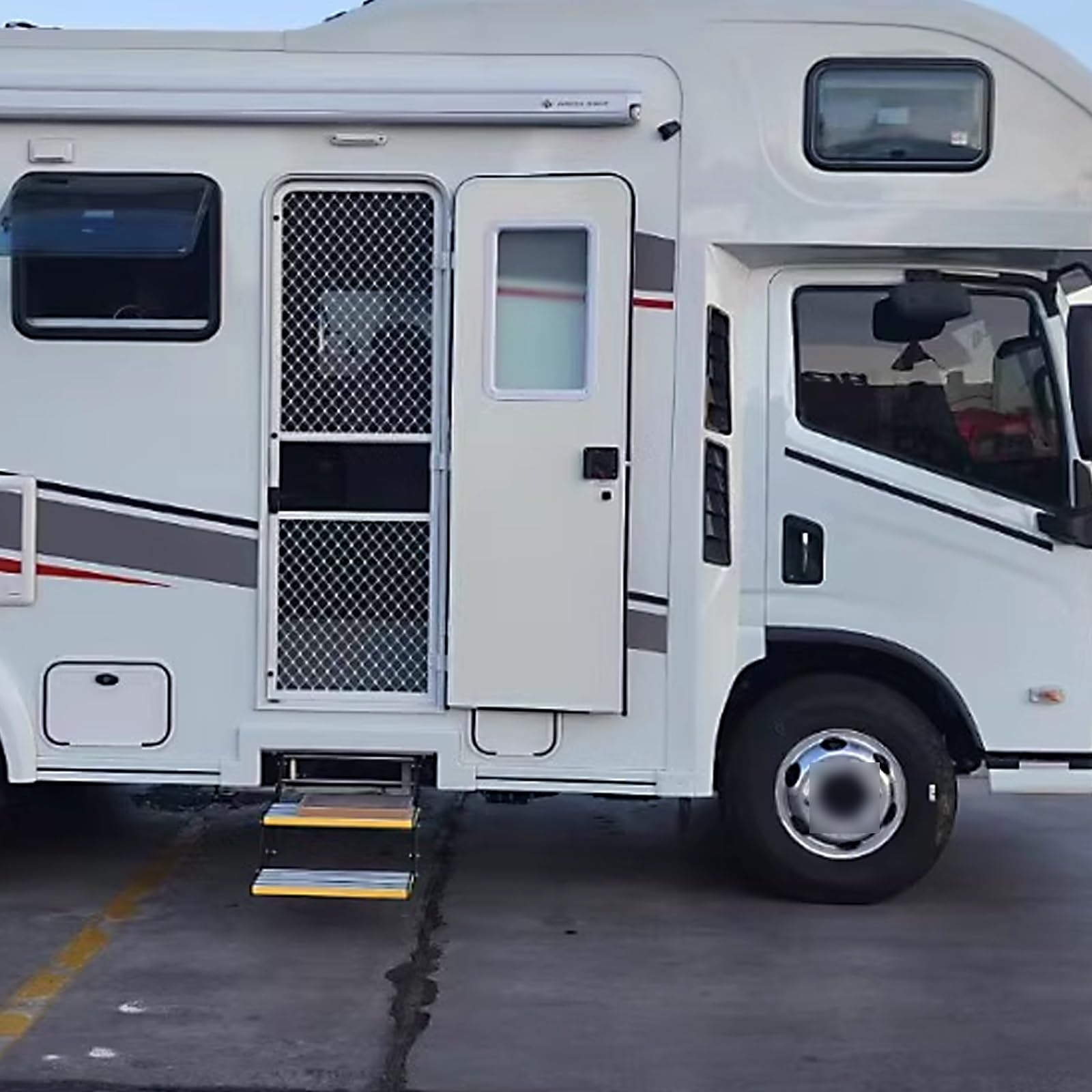 Elektryczne stopnie RV Składane 2 kroki, przenośne stopnie z paskiem odblaskowym, antypoślizgowe schody RV do przyczep turystycznych, nośność 440 funtów